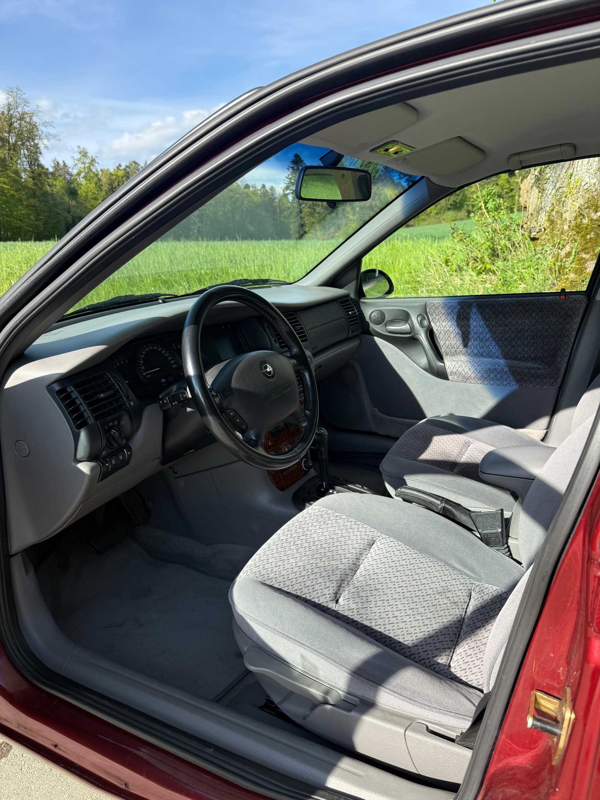 OPEL VECTRA CDX-image-8