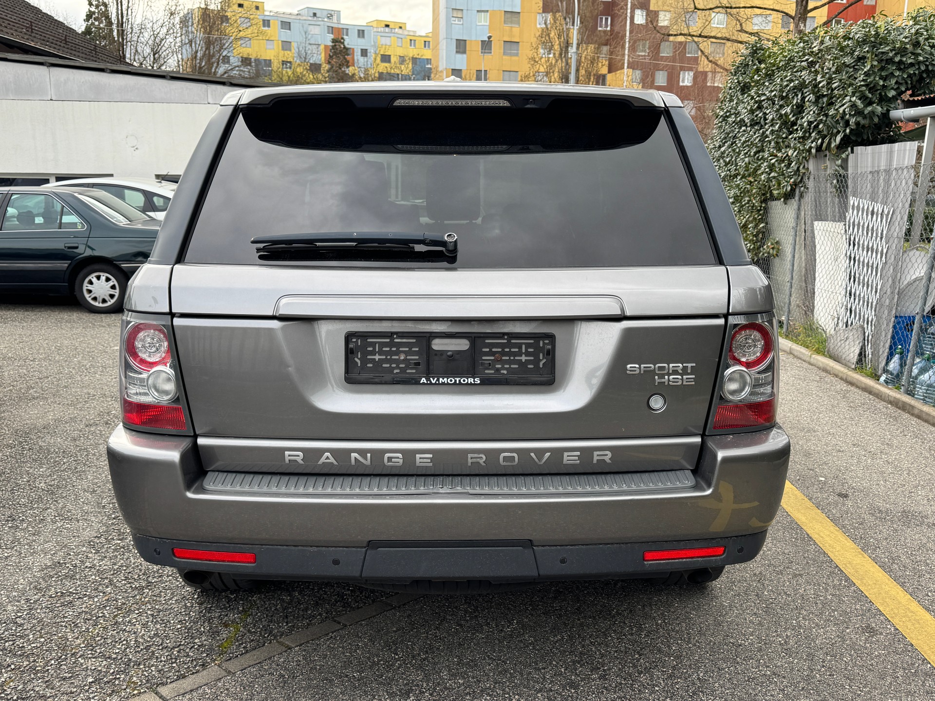 LAND ROVER Range Rover Sport 3.0 TDV6 HSE Automatic-image-4