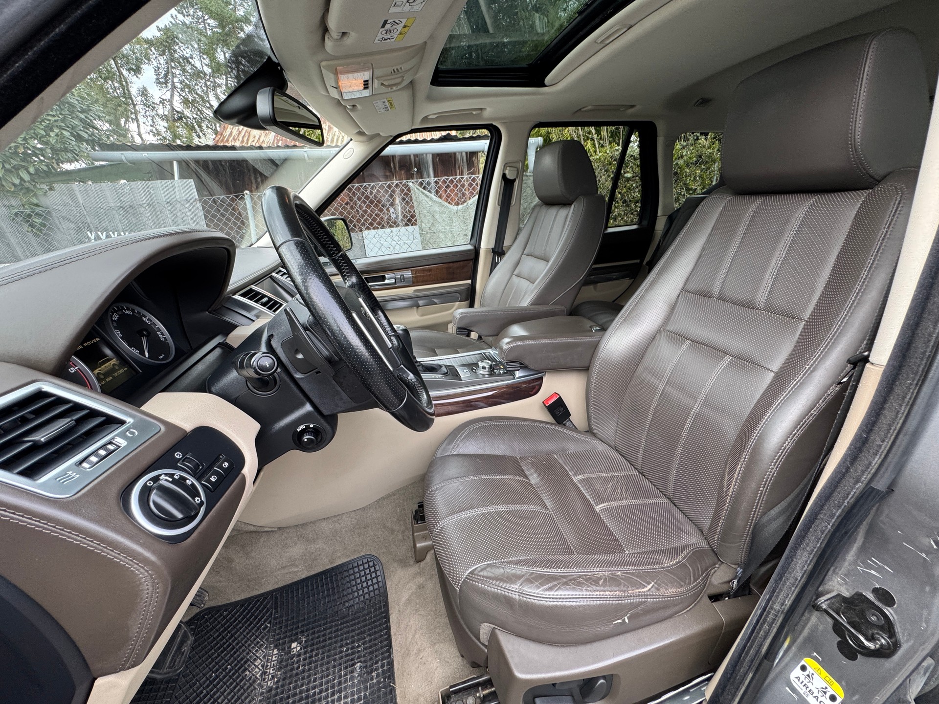 LAND ROVER Range Rover Sport 3.0 TDV6 HSE Automatic-image-6