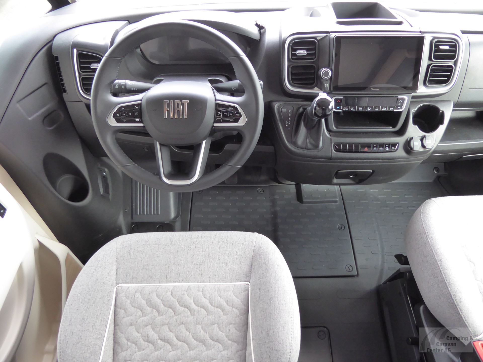 MALIBU I 450 RB-LE lightweight 3.5t-image-4
