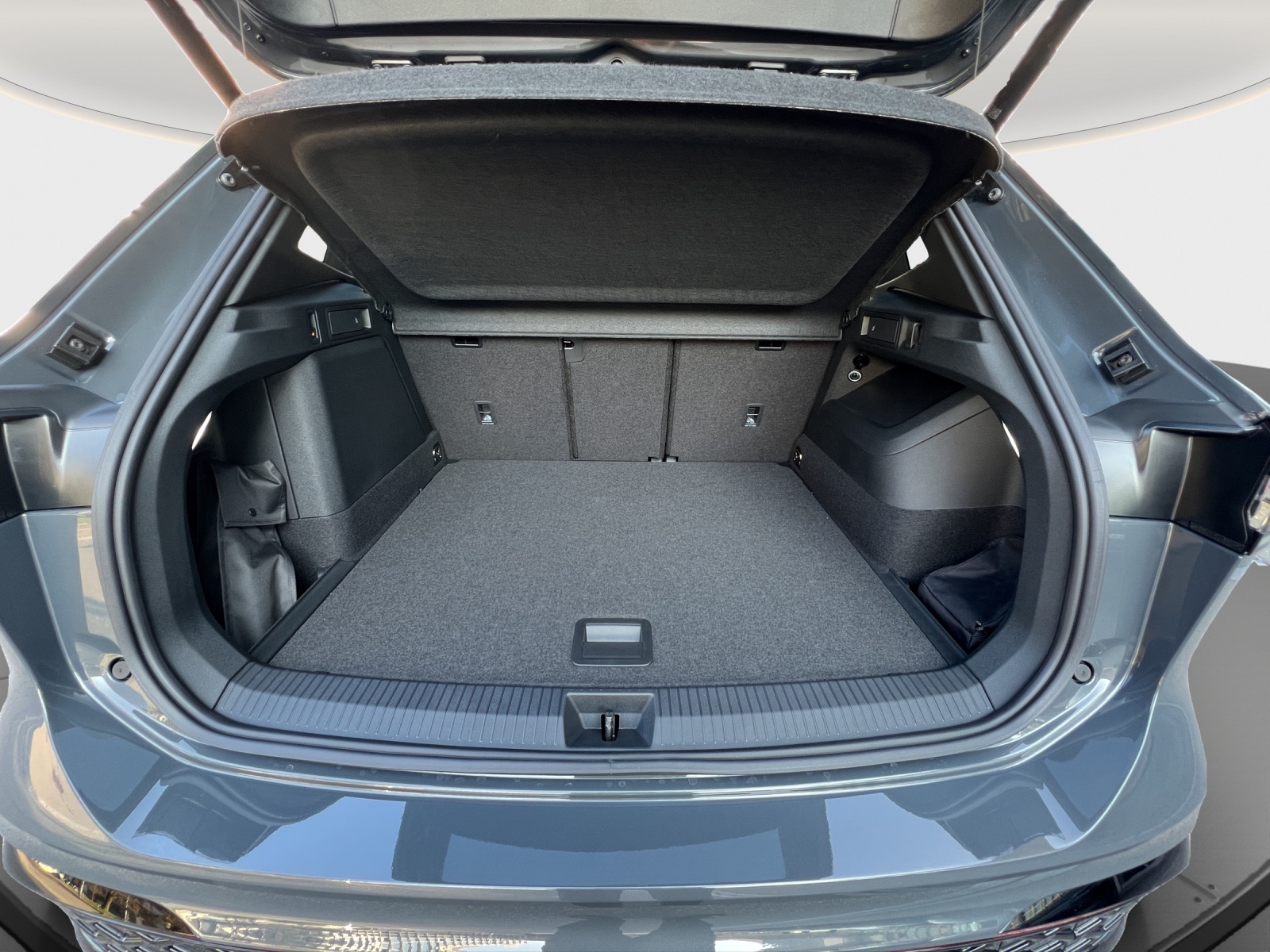 VW Tiguan 1.5 TSI evo2 eHybrid R-Line DSG-image-12