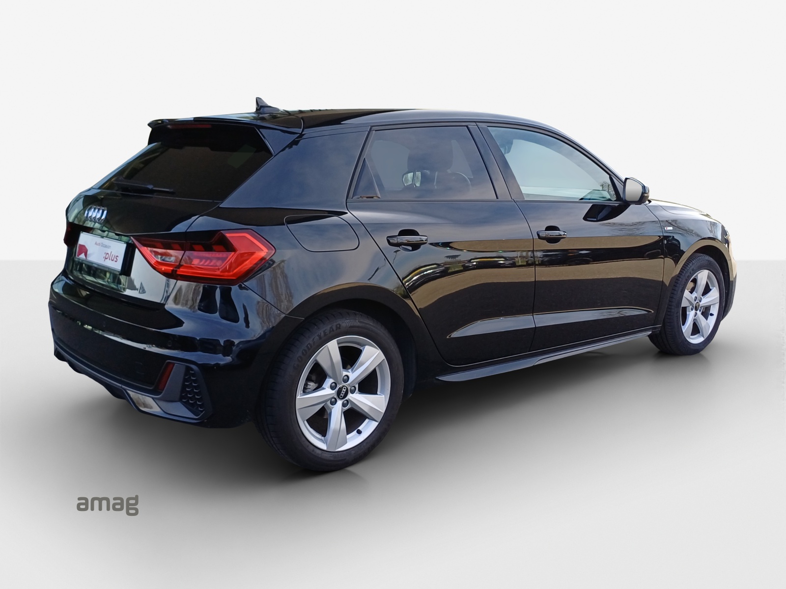 AUDI A1 Sportback 30 TFSI S Line Attraction S-tronic-image-4