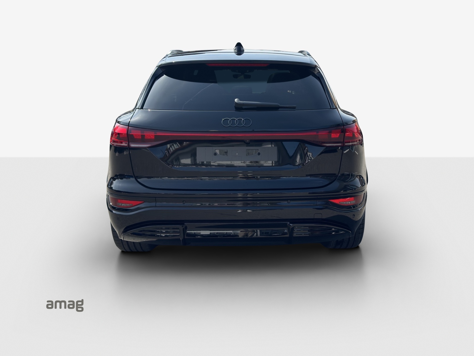 AUDI SQ6 e-tron quattro-image-3