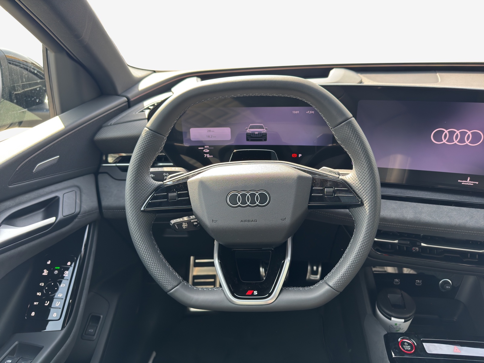AUDI SQ6 e-tron quattro-image-9