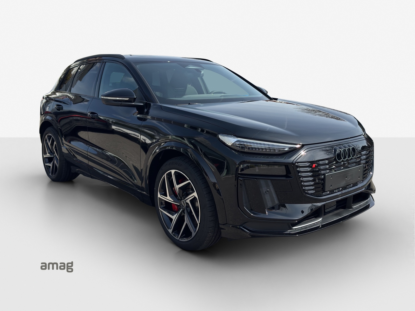 AUDI SQ6 e-tron quattro-image-5
