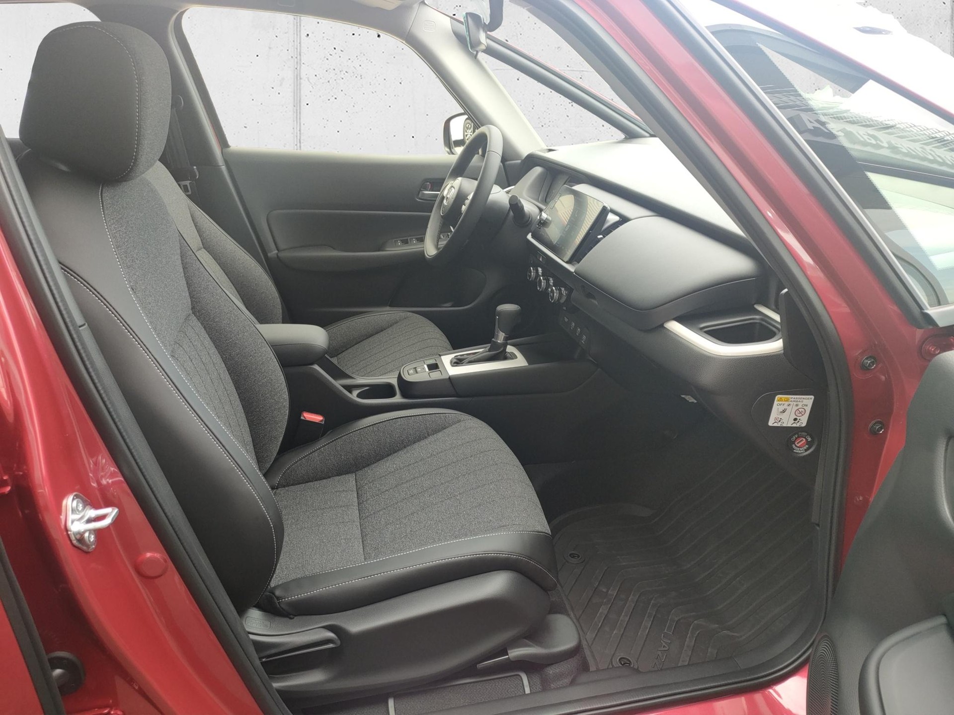 HONDA Jazz 1.5 i-MMD Advance-image-16