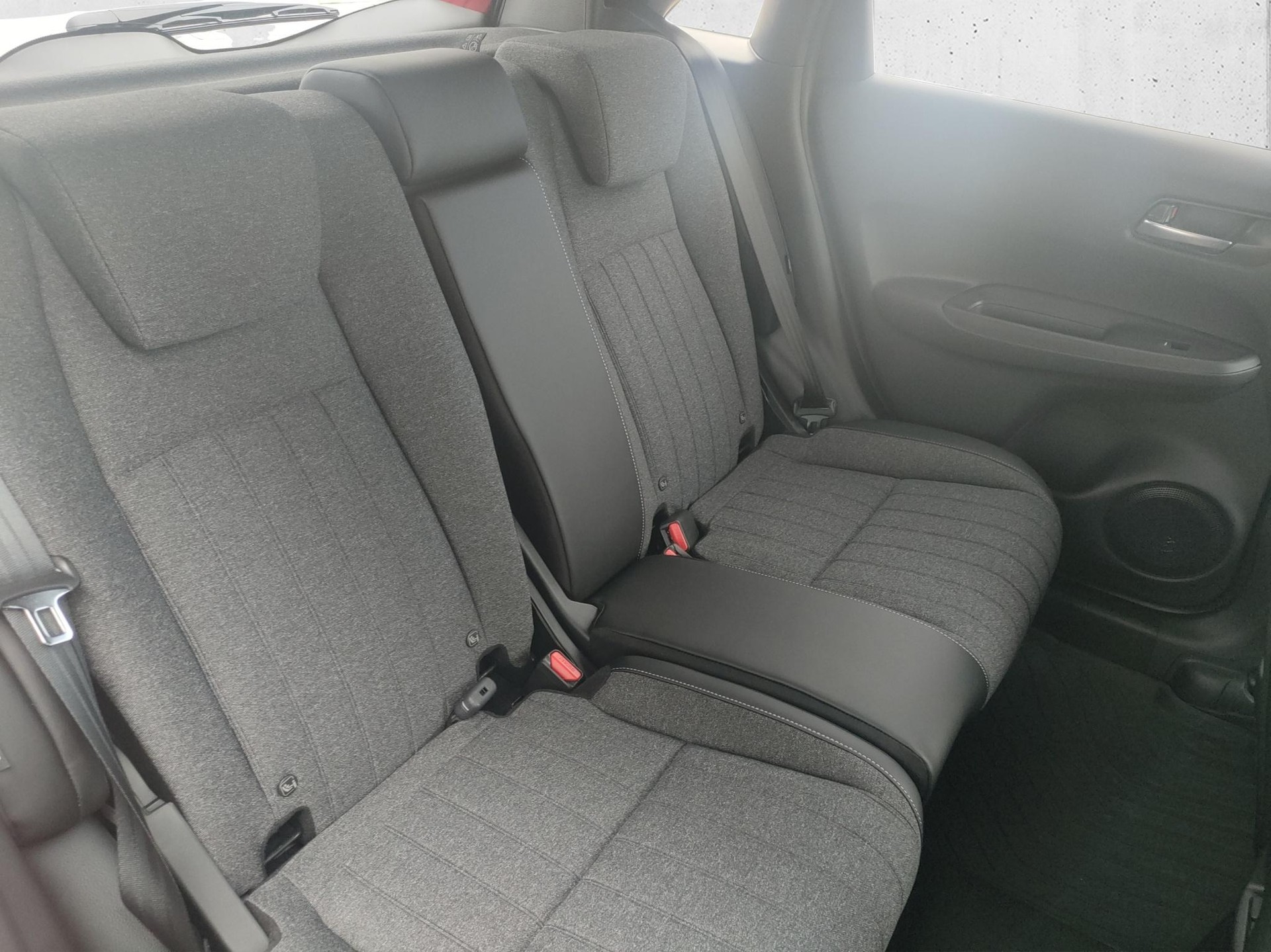HONDA Jazz 1.5 i-MMD Advance-image-17