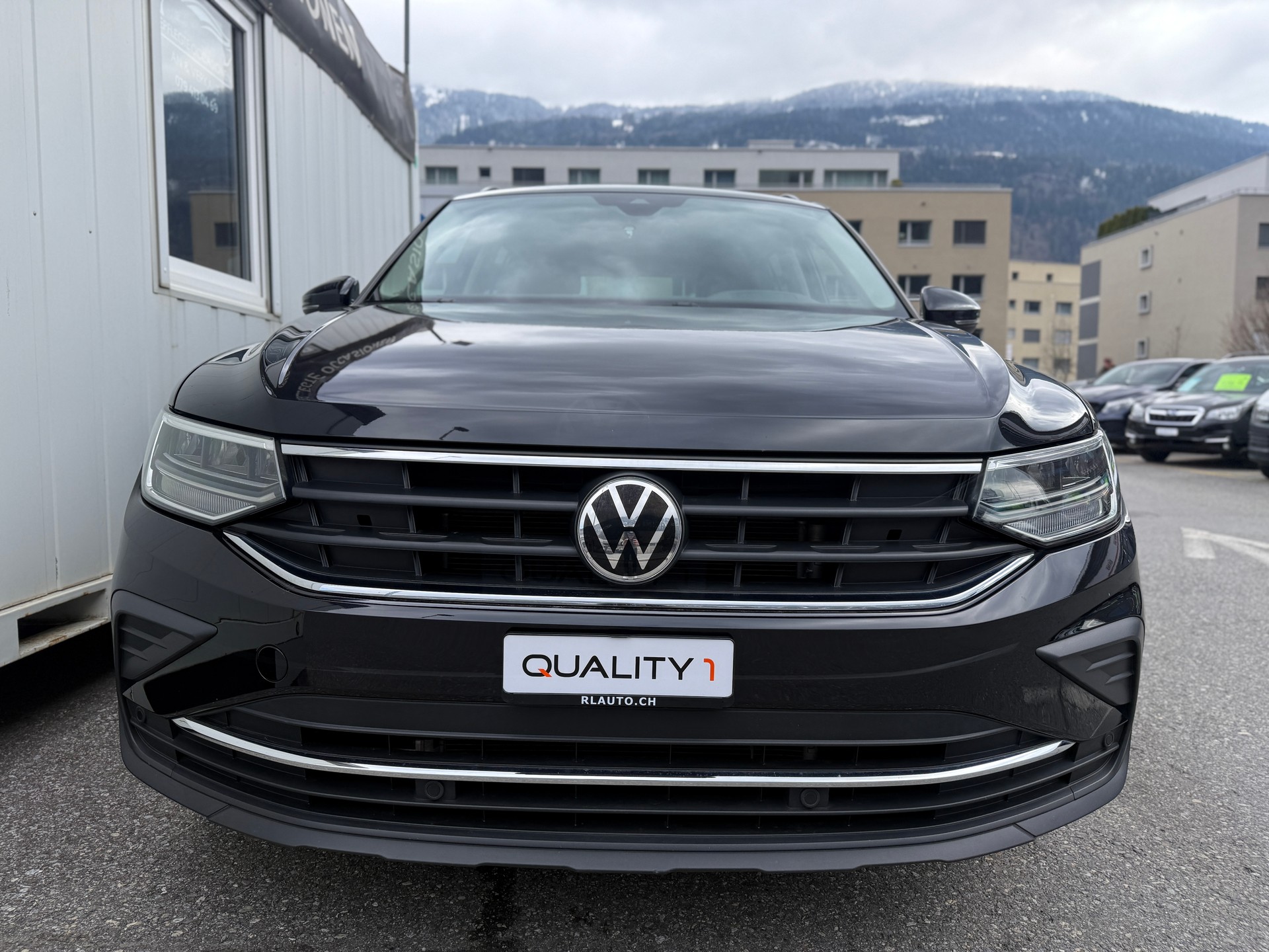 VW Tiguan 2.0TSI Life 4Motion DSG-image-10