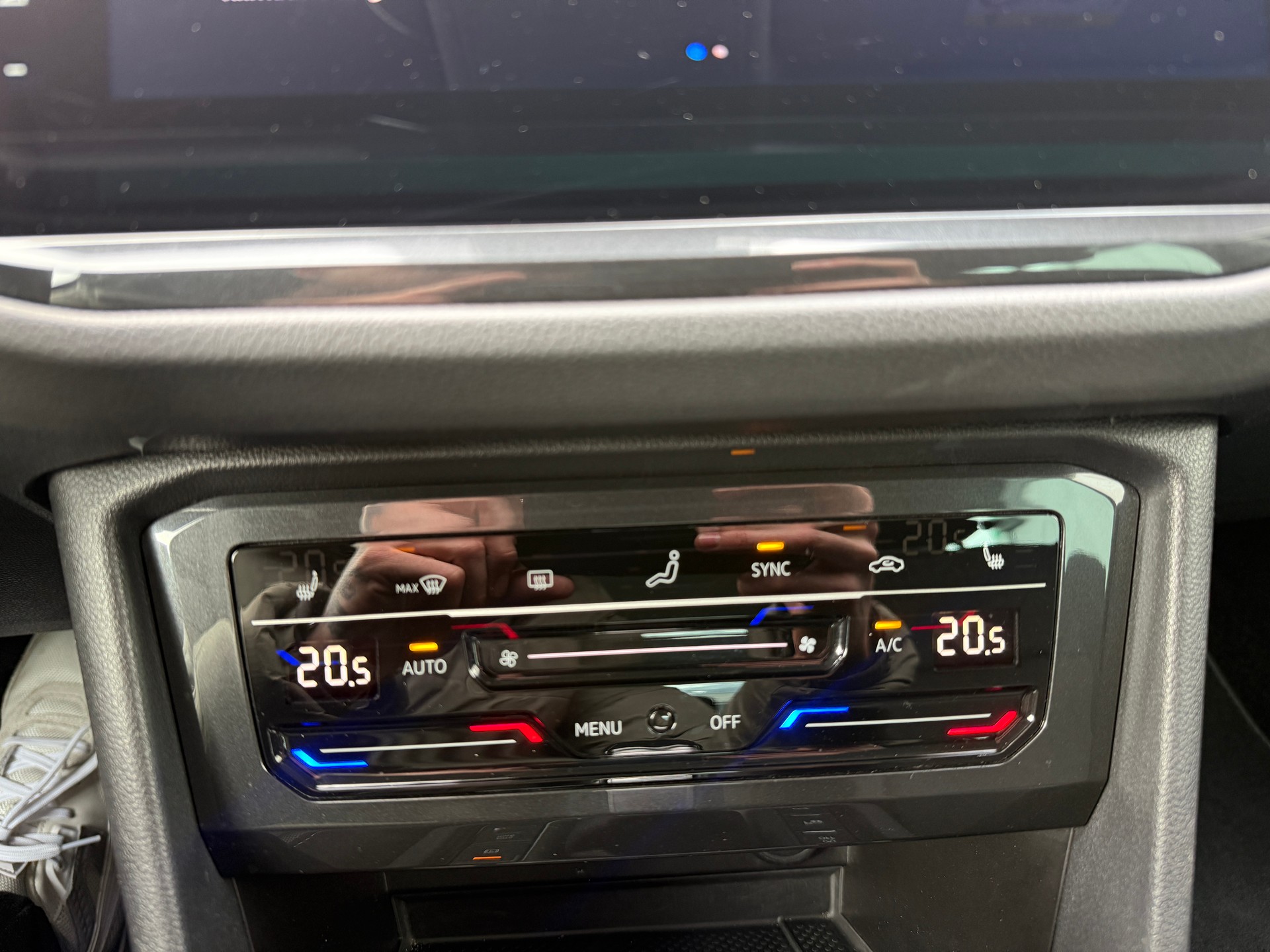 VW Tiguan 2.0TSI Life 4Motion DSG-image-22