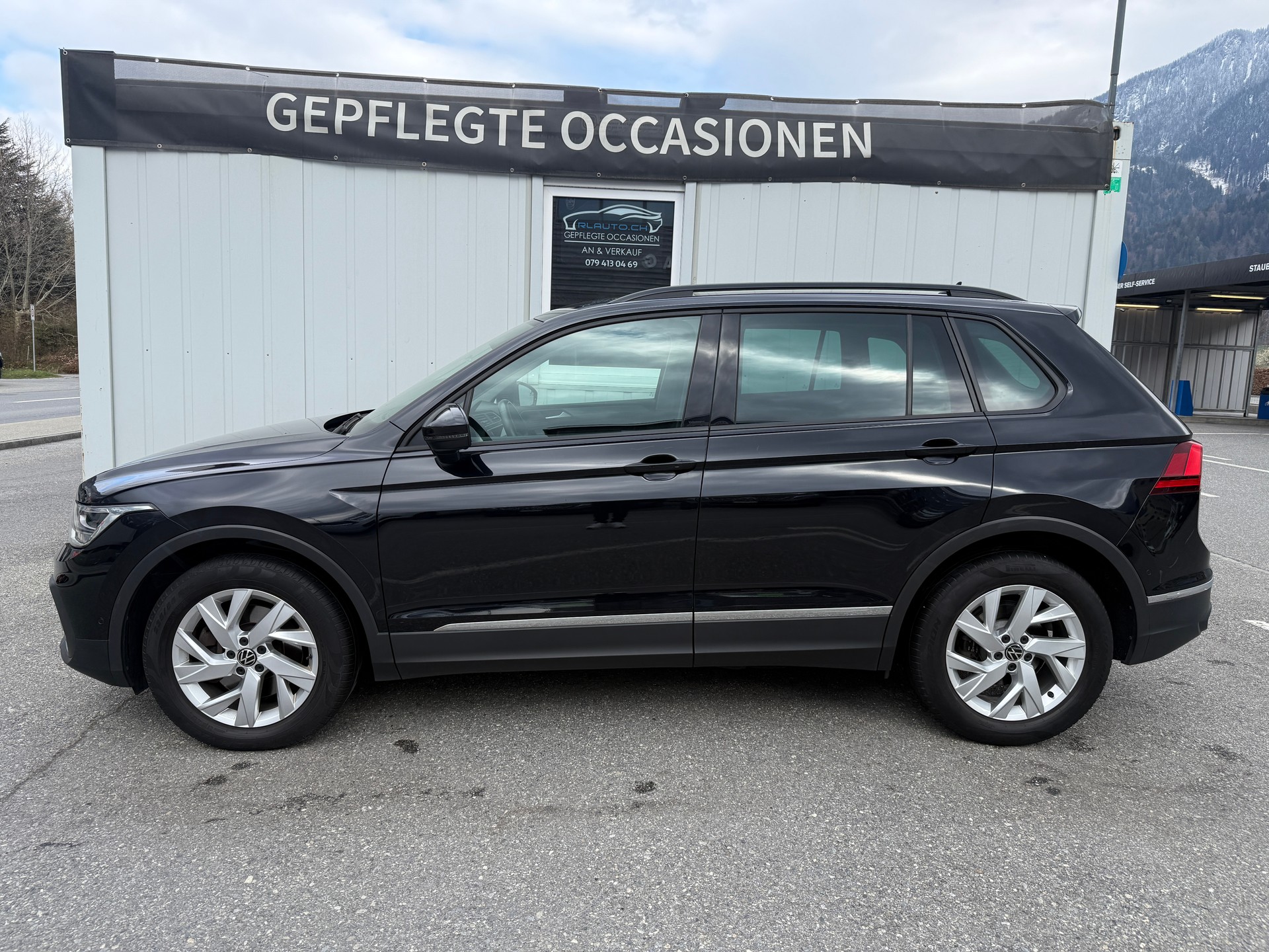 VW Tiguan 2.0TSI Life 4Motion DSG-image-6