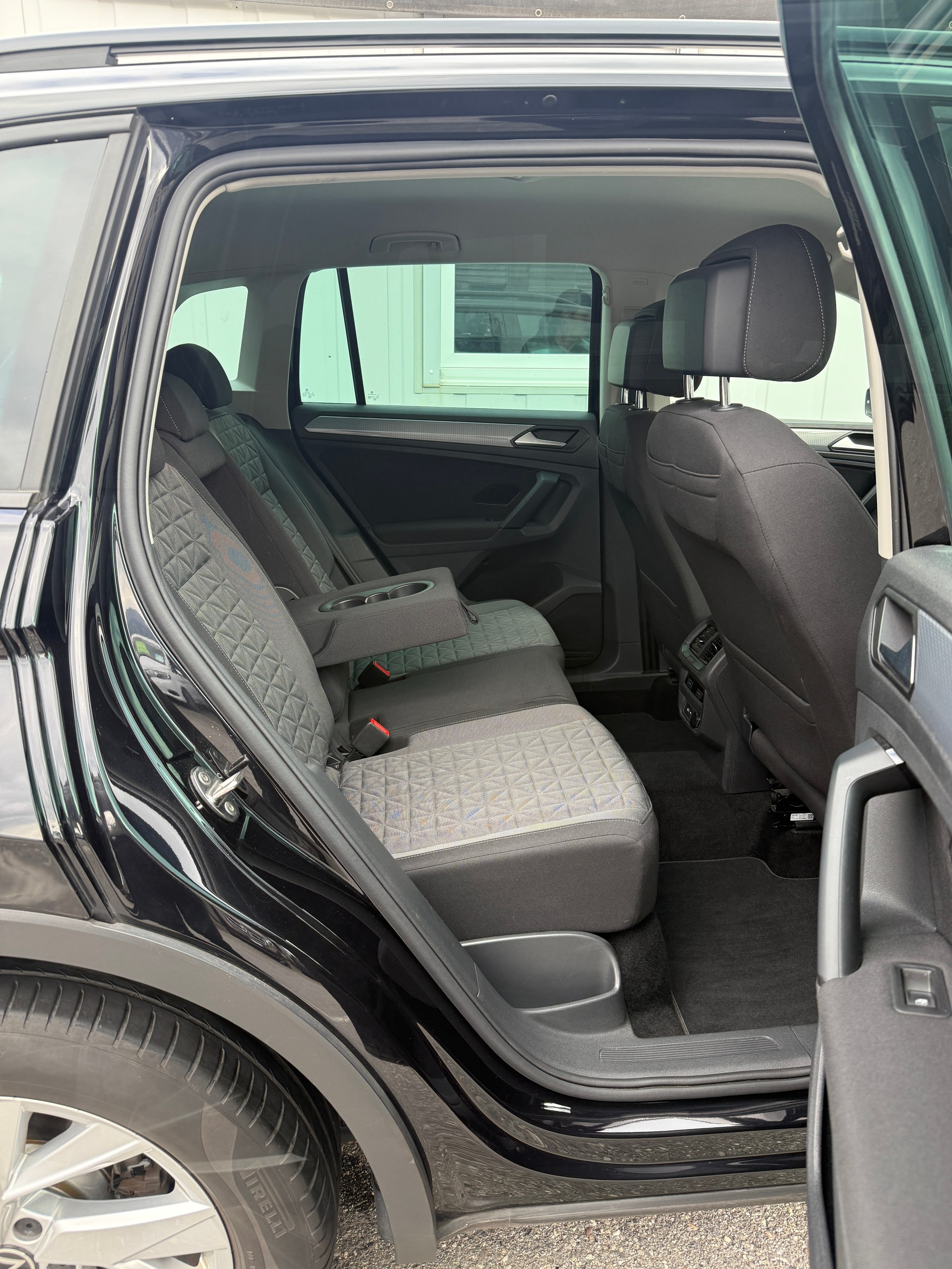VW Tiguan 2.0TSI Life 4Motion DSG-image-14
