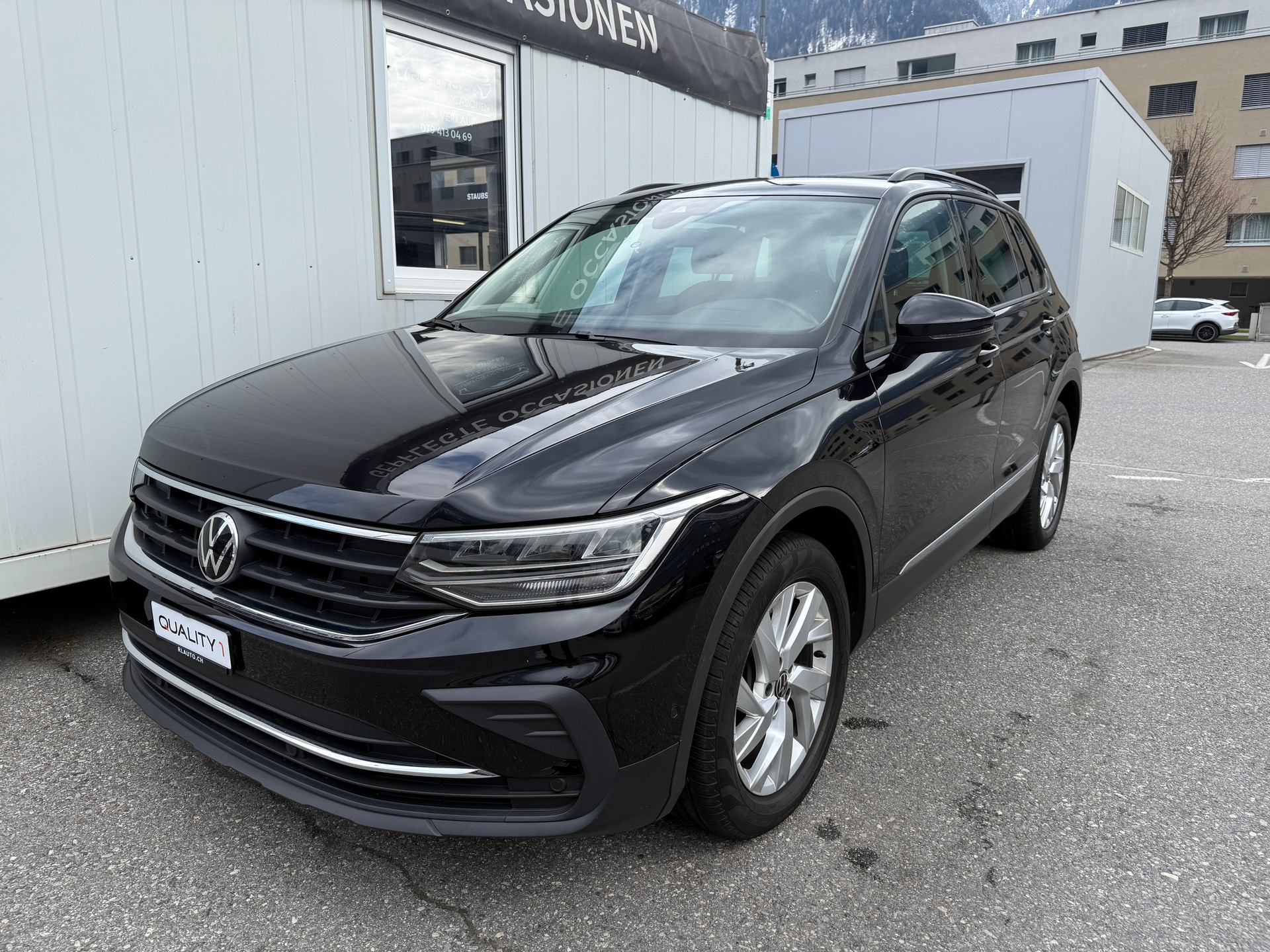VW Tiguan 2.0TSI Life 4Motion DSG-image-7