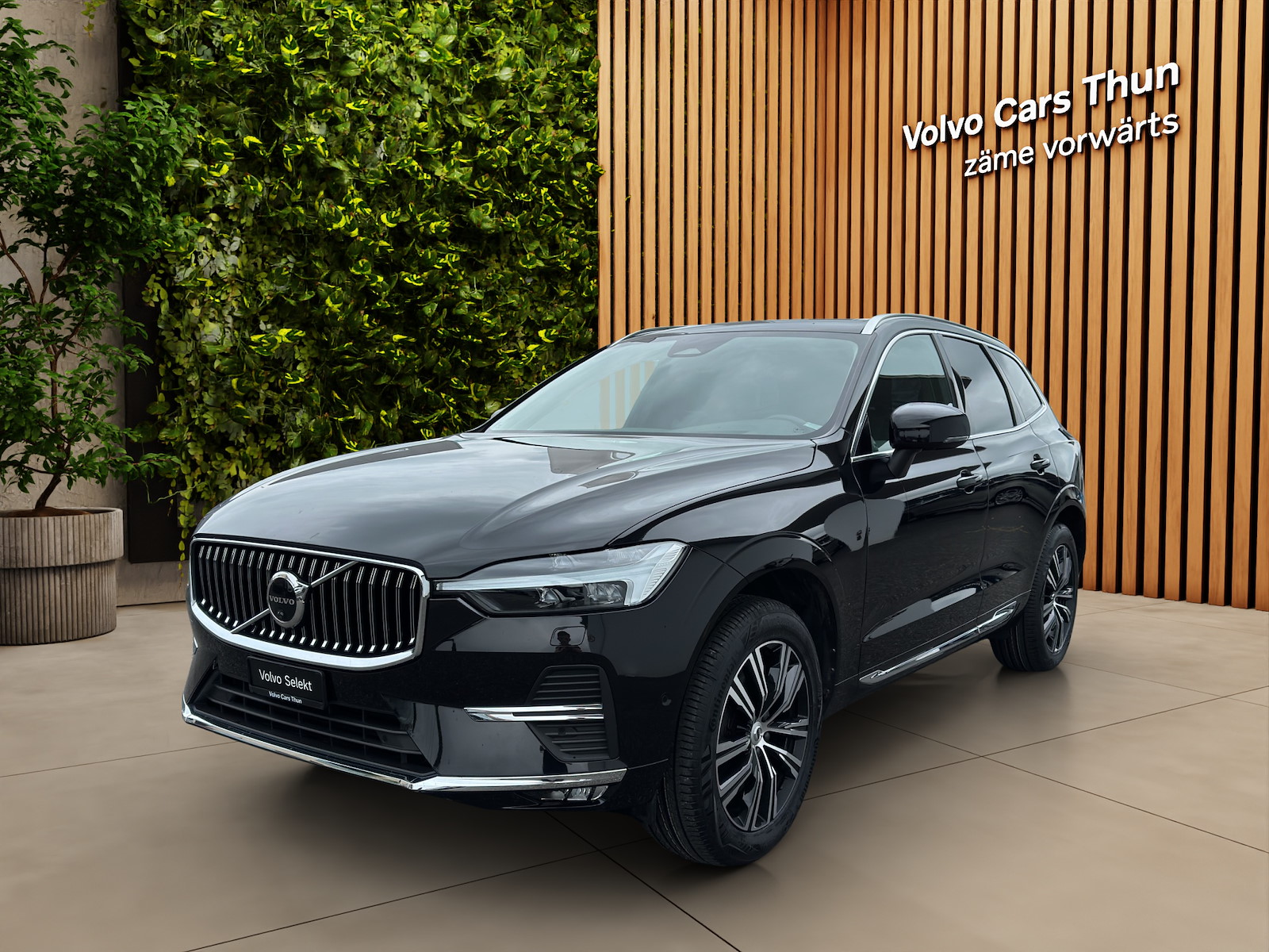 VOLVO XC60 2.0 B5 MH Inscription AWD-image-0