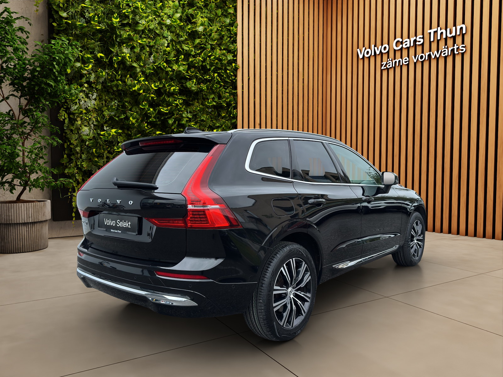 VOLVO XC60 2.0 B5 MH Inscription AWD-image-5