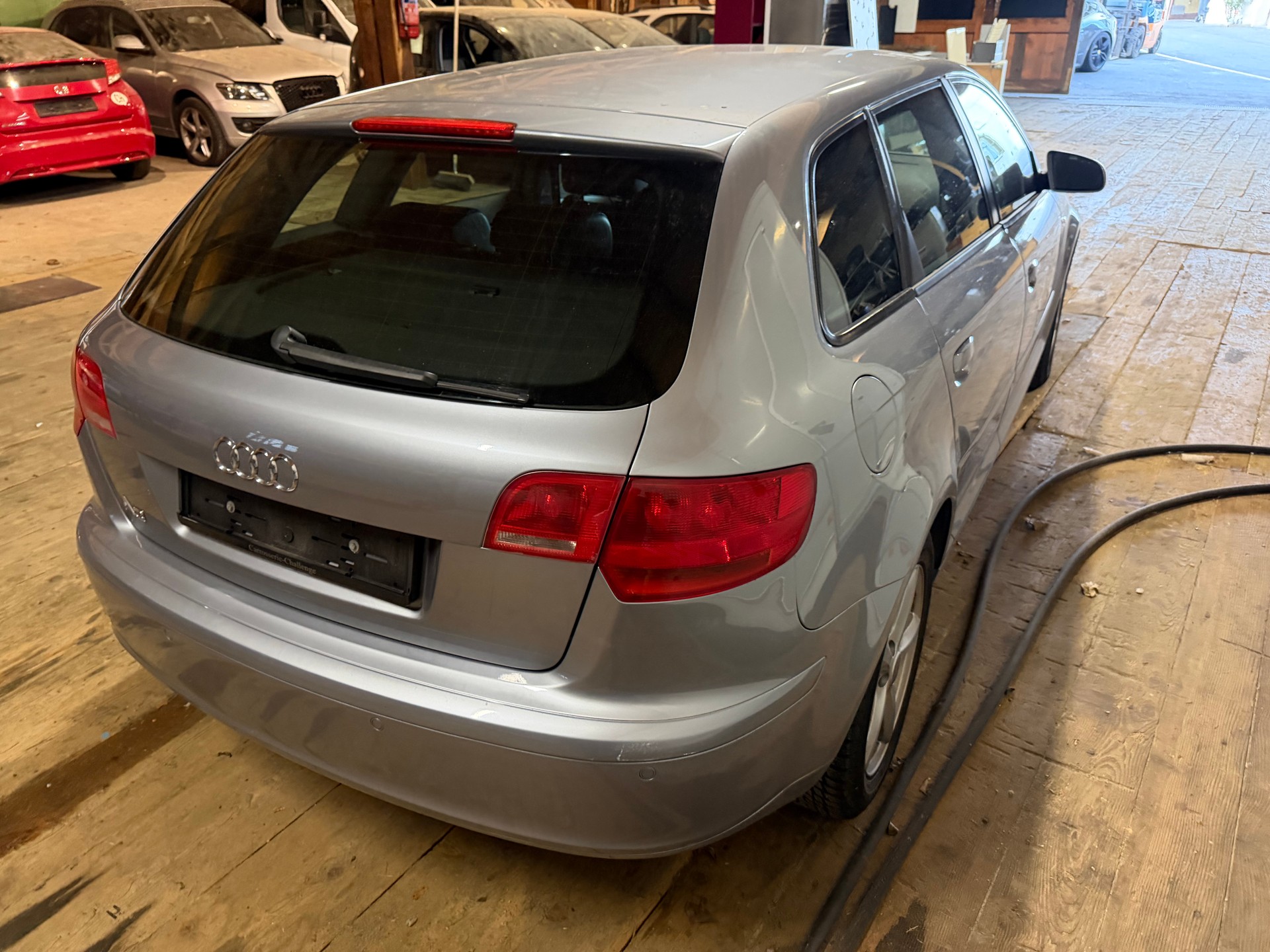 AUDI A3 Sportback 1.8 TFSI Sline quattro-image-4
