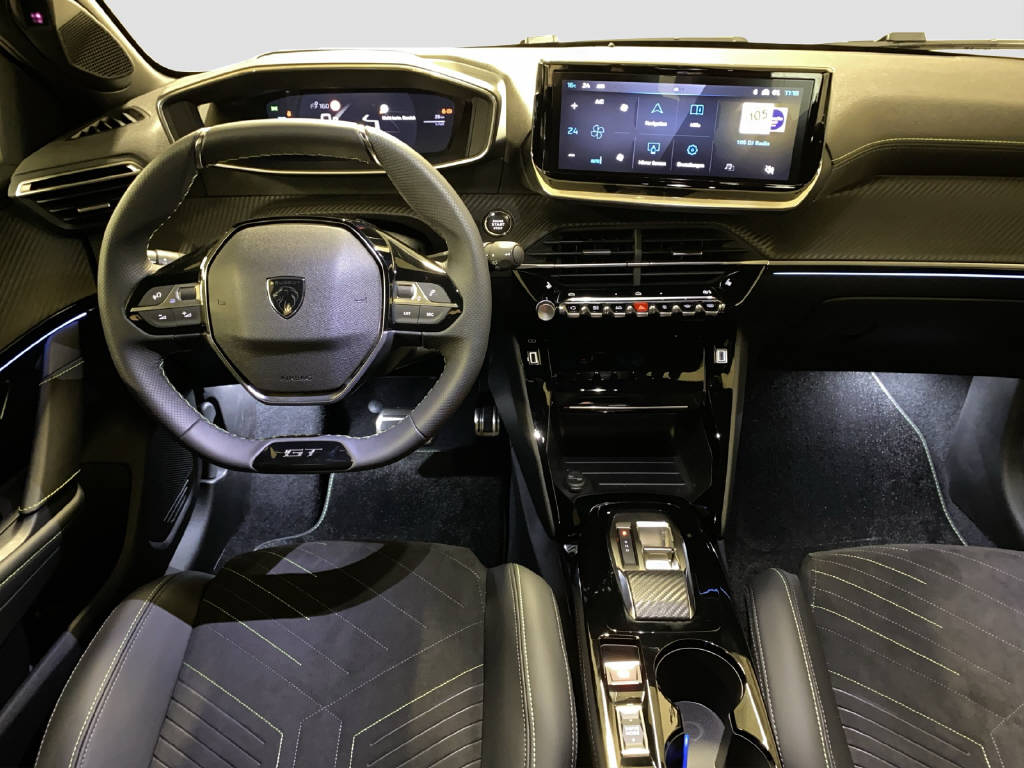 PEUGEOT 208 1.2 Hybrid 145 GT-image-9