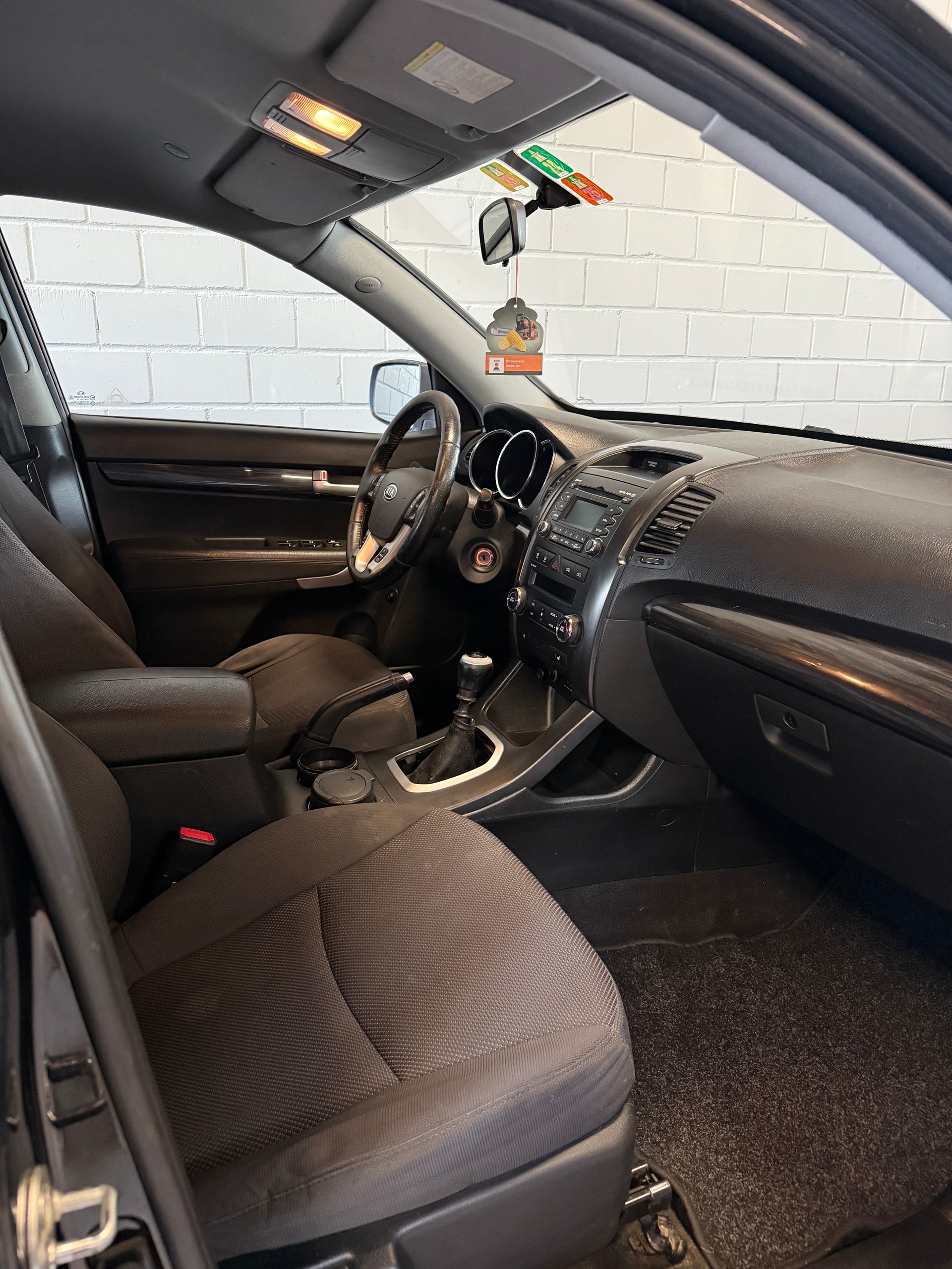 KIA Sorento 2.2 CRDI 4x4, 7 Sitzer, AHK-image-4