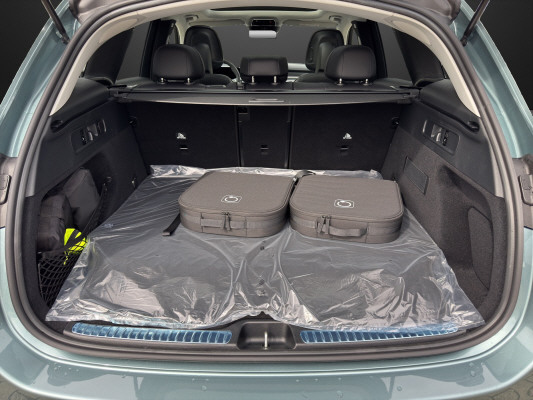 MERCEDES-BENZ GLC 400 e 4M EQ Star-image-12