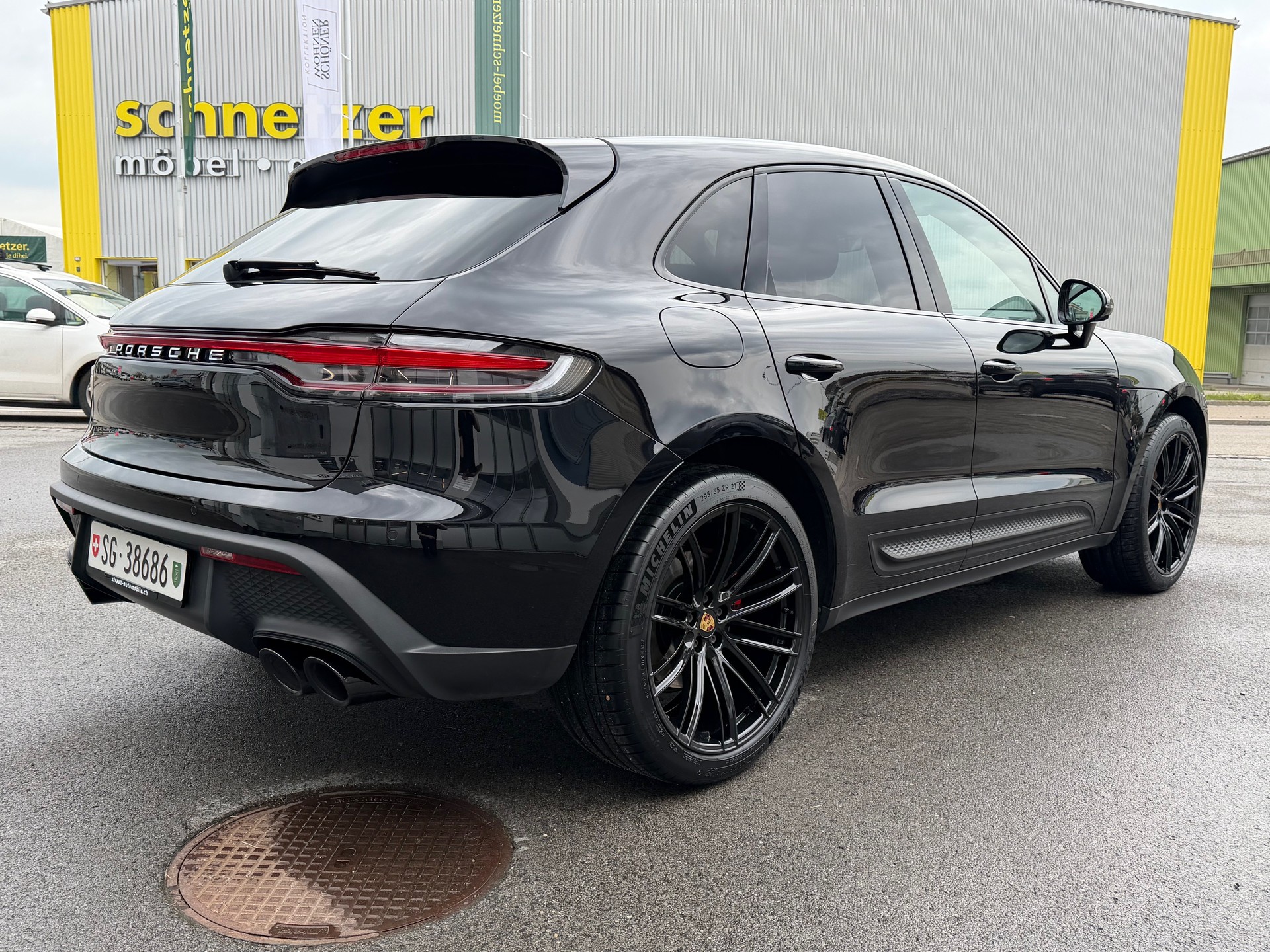PORSCHE Macan S PDK-image-3