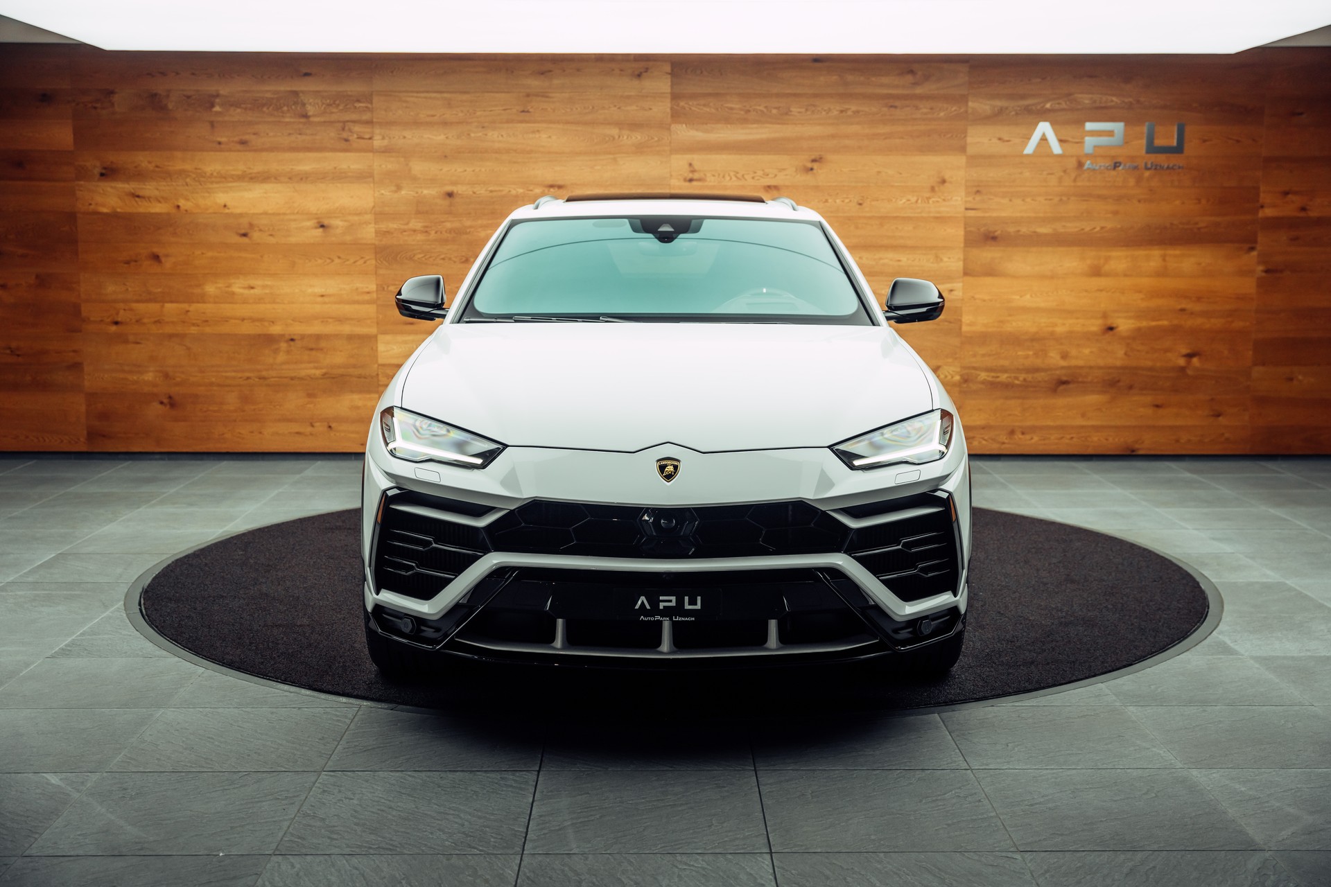 LAMBORGHINI Urus E-Gear Bianco Monocerus-image-21