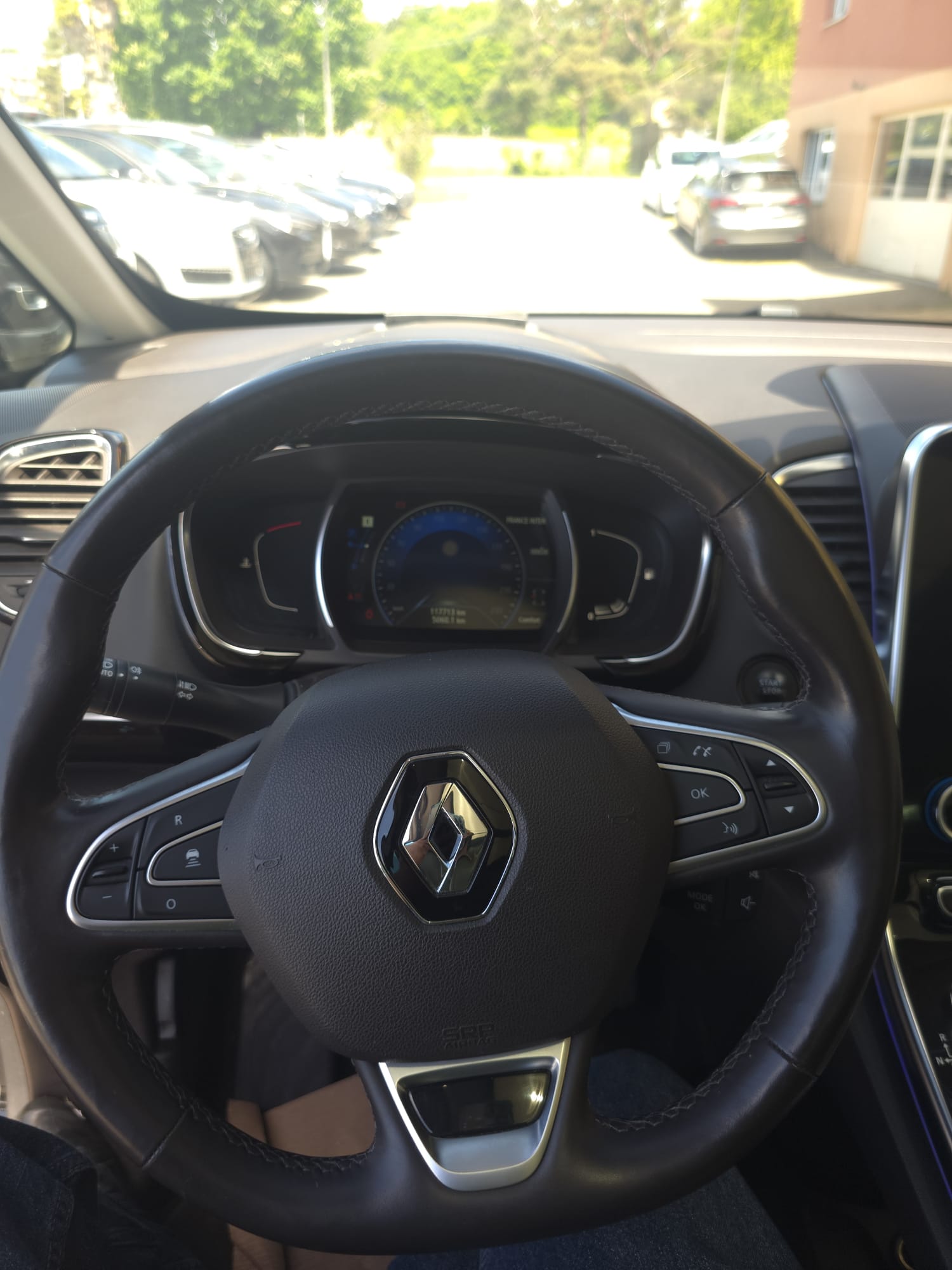 RENAULT Espace 1.8 TCe 90th Anniversary EDC-image-8