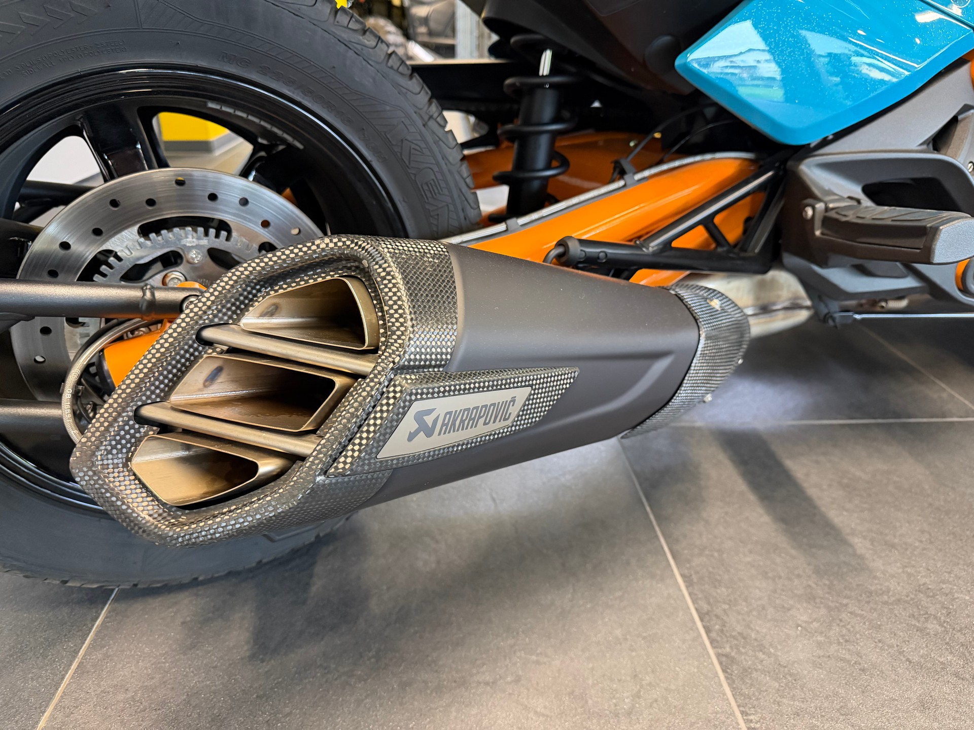 CAN-AM Spyder F3-S SE6-image-6