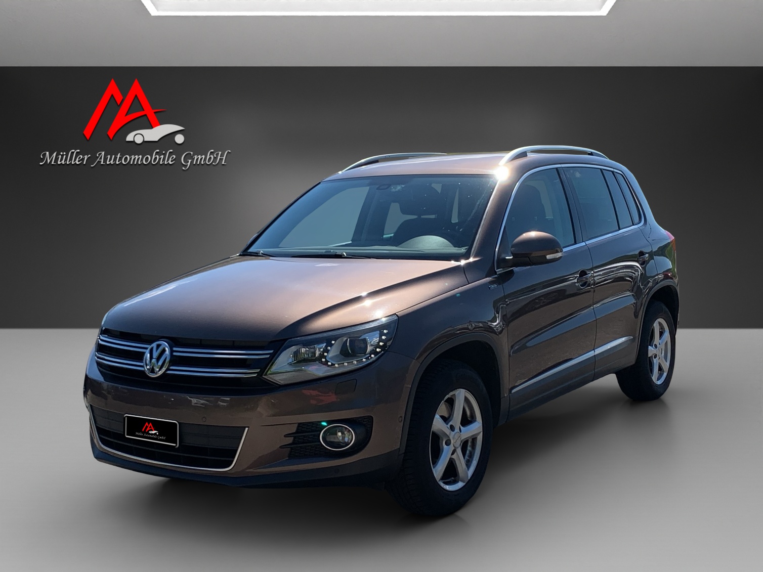 VW Tiguan 1.4 TSI Lounge 4Motion-showroom-element-2