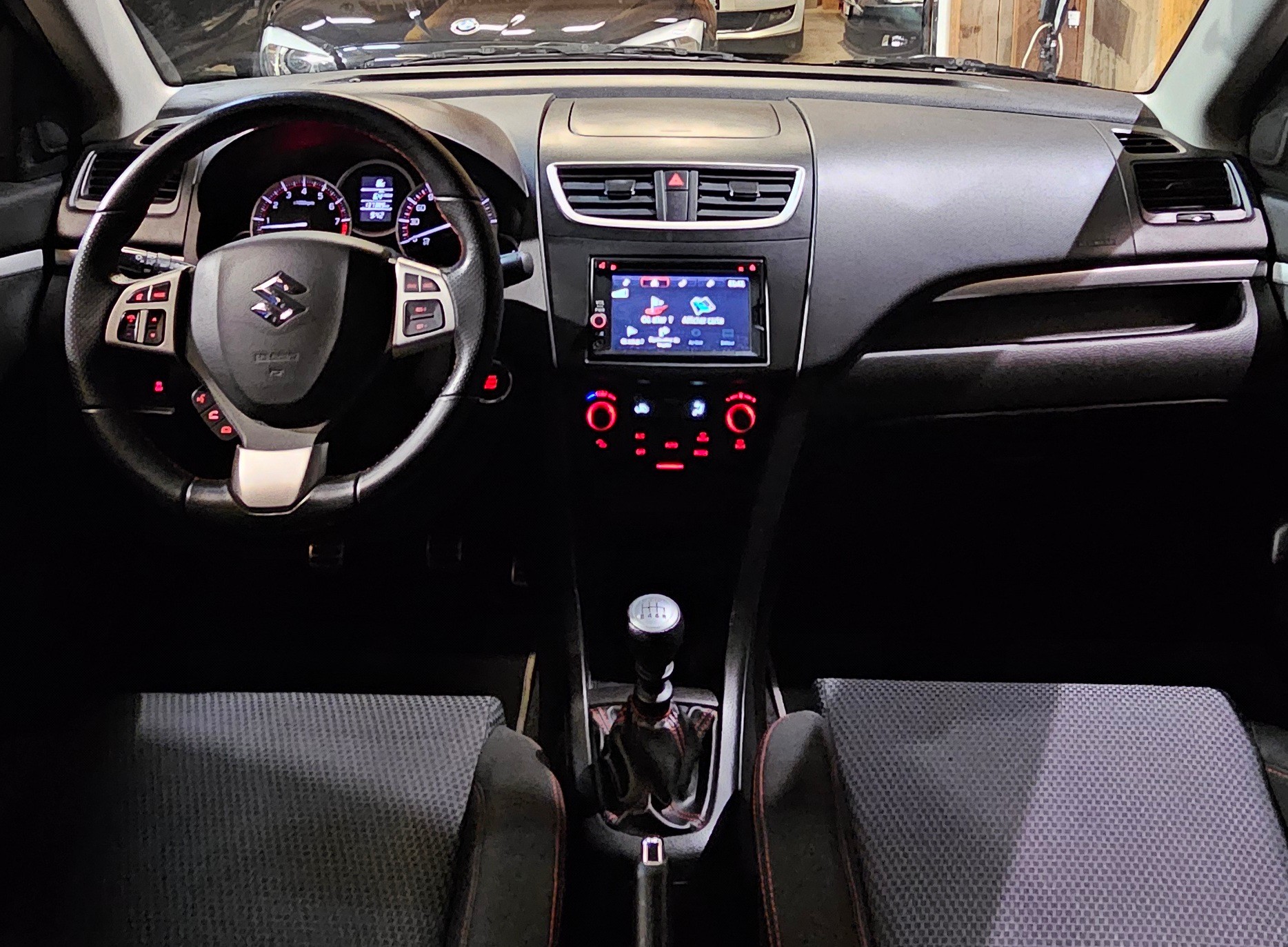 SUZUKI Swift 1.6i 16V Sport Sergio Cellano FULL BLACK-image-12