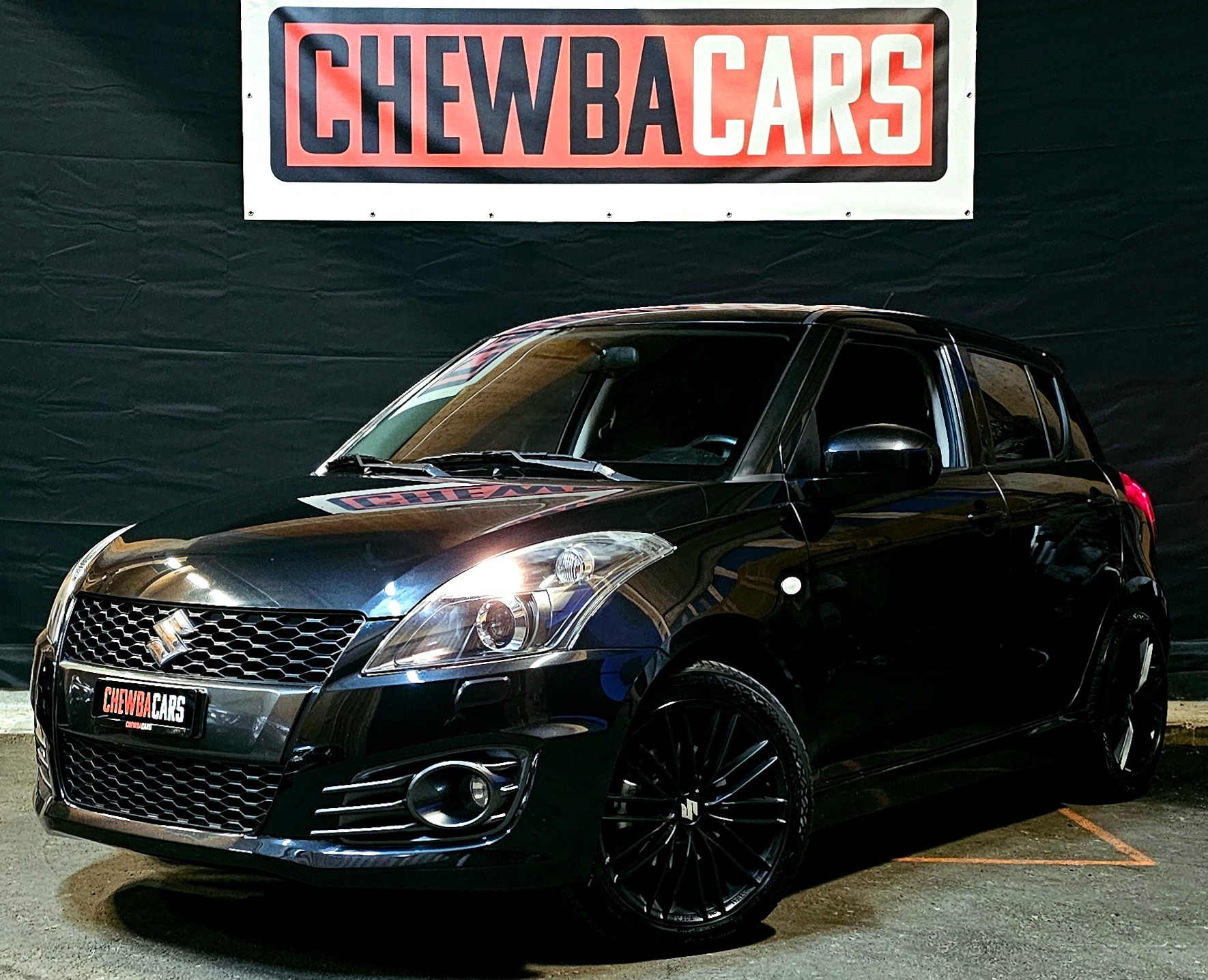 SUZUKI Swift 1.6i 16V Sport Sergio Cellano FULL BLACK