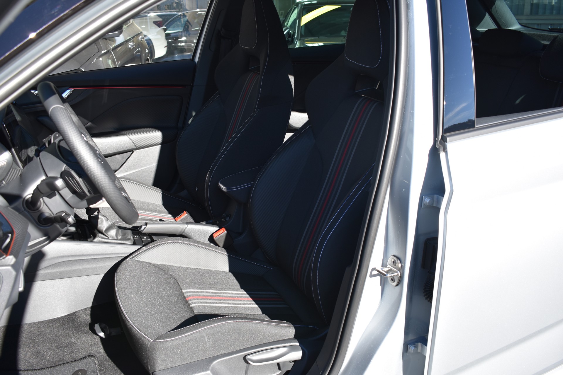 SKODA Kamiq 1.5 TSI Monte Carlo DSG-image-7