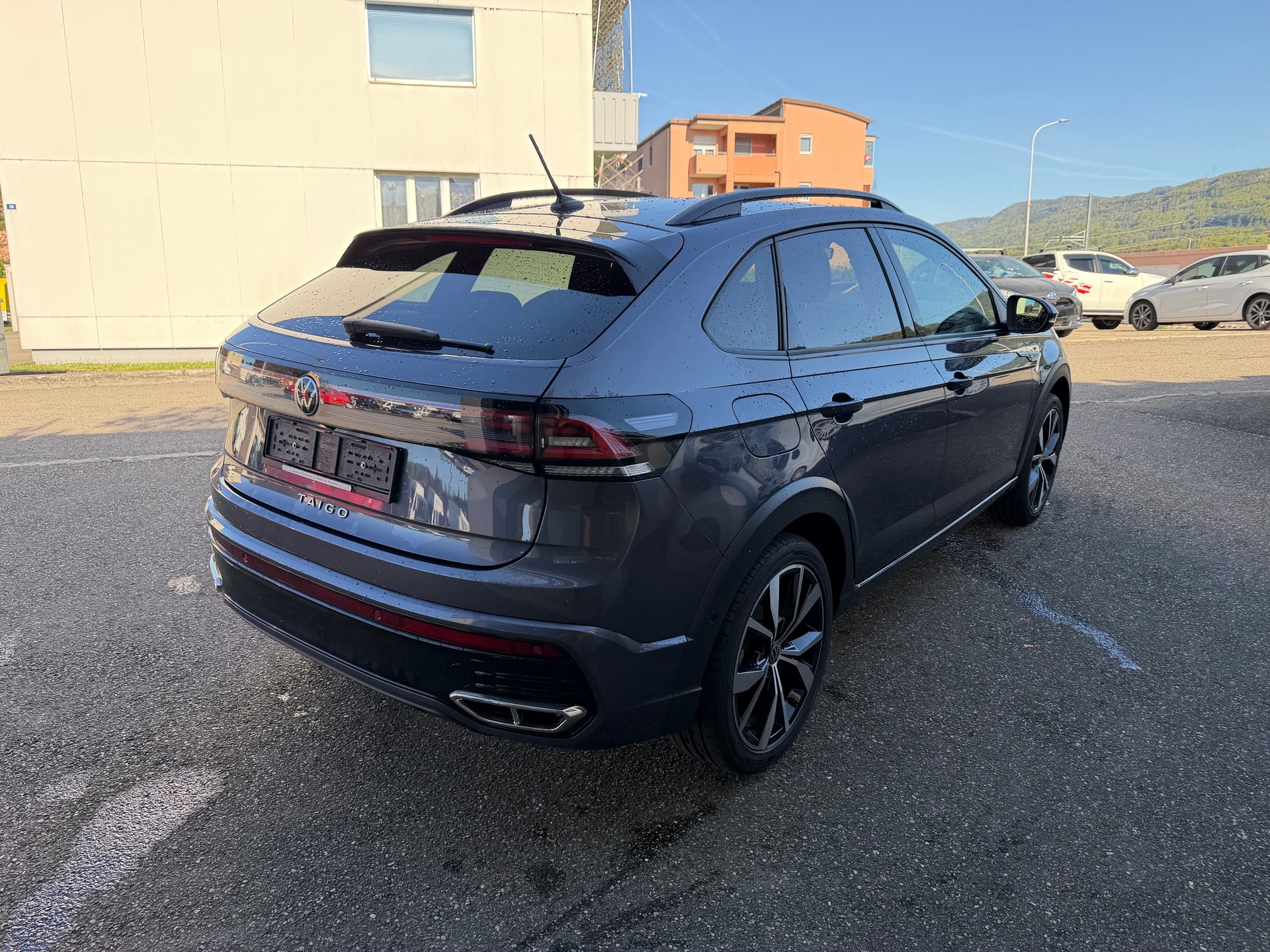 VW Taigo 1.5 TSI R-Line DSG-image-2