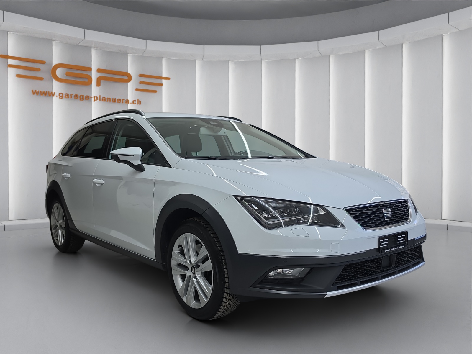 SEAT Leon ST X-Perience 1.8 TSI 4Drive DSG-image-1