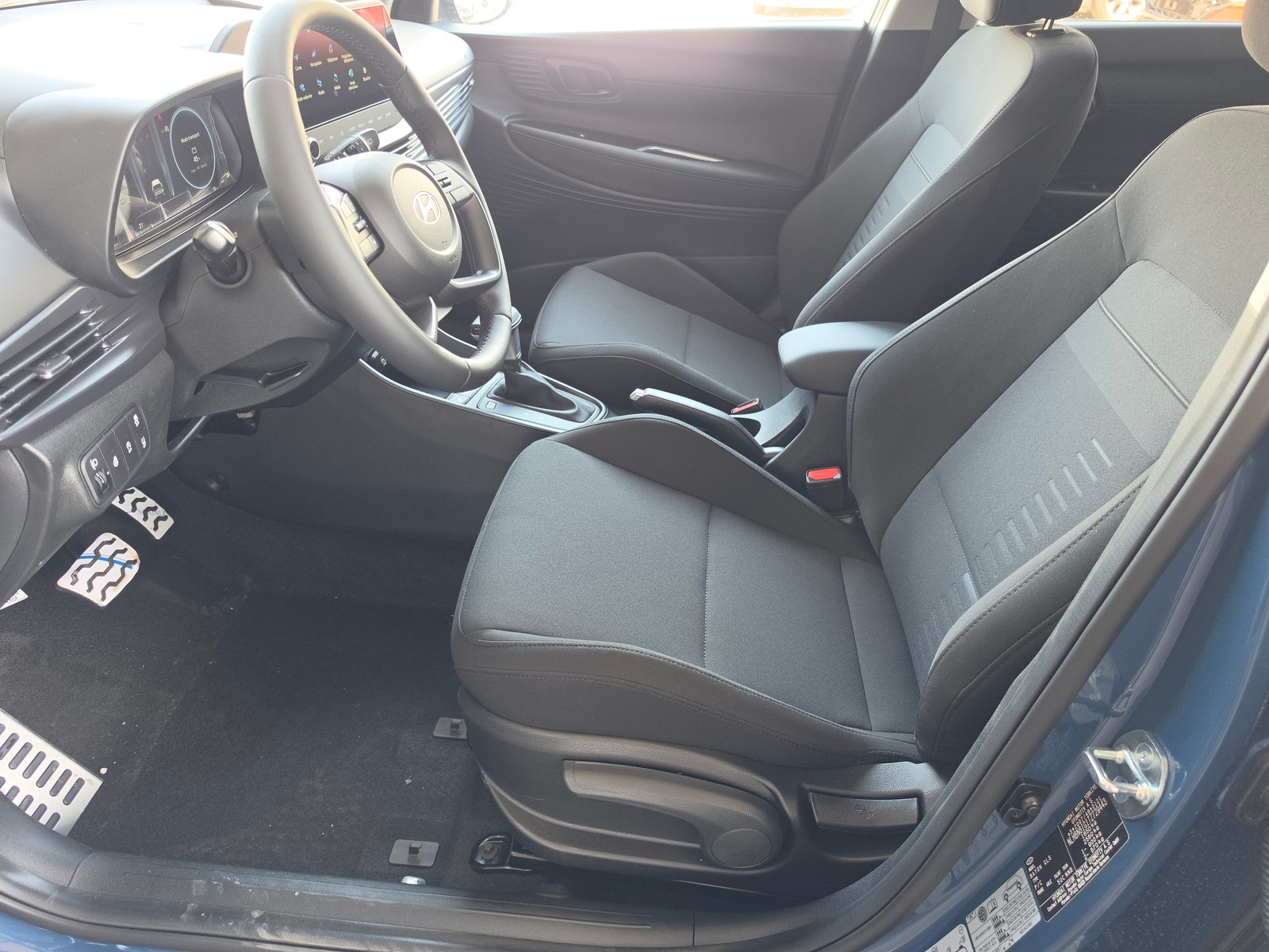 Hyundai Bayon 1.0 T-GDi AmpliaDCT — photo 6