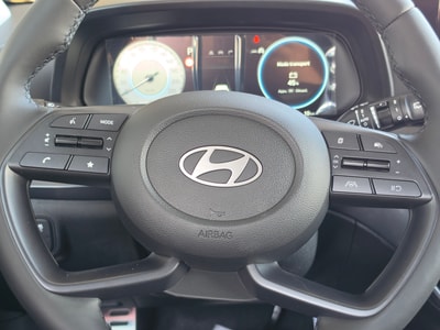 Hyundai Bayon 1.0 T-GDi AmpliaDCT — photo 4