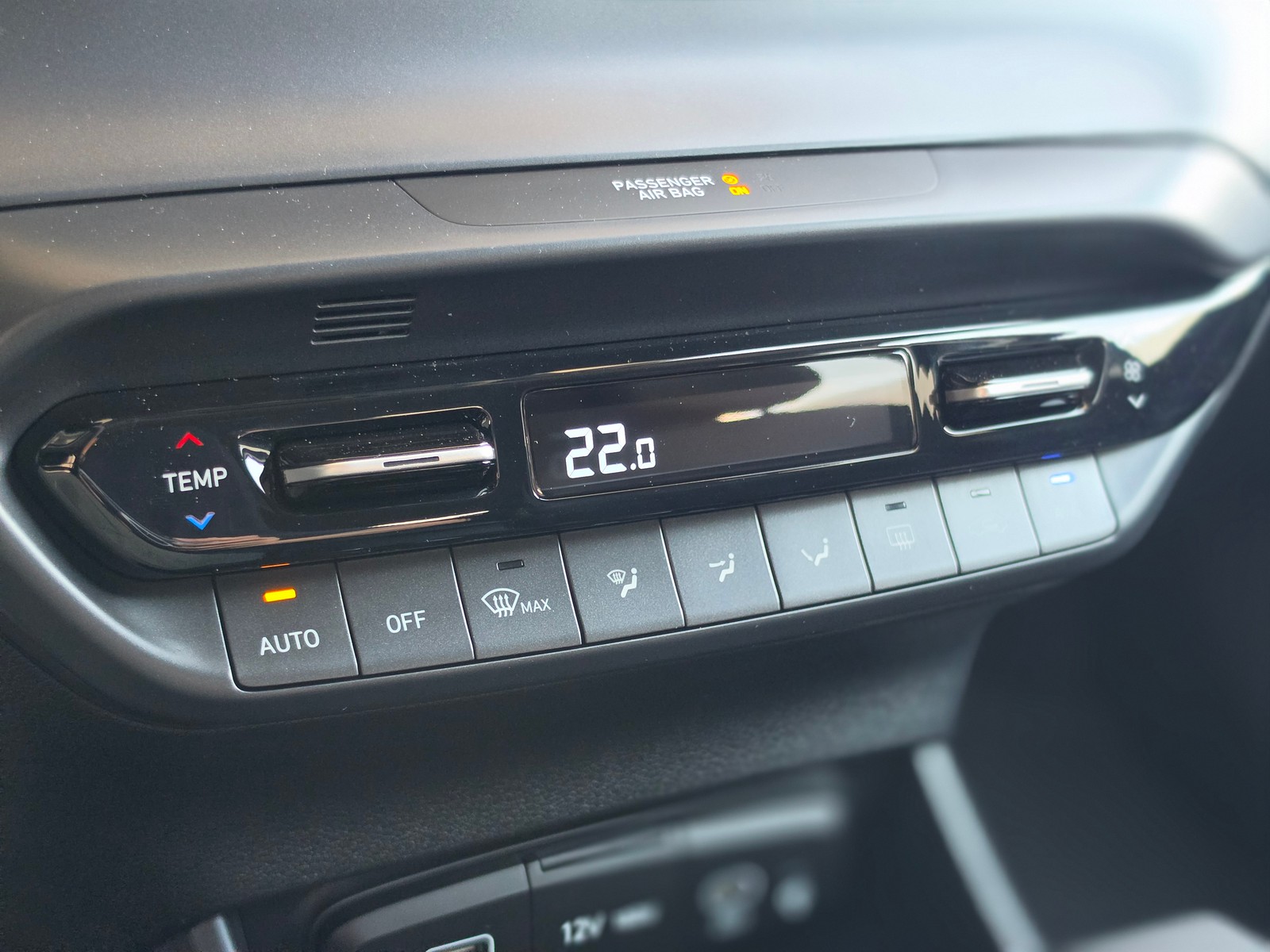 Hyundai Bayon 1.0 T-GDi AmpliaDCT — photo 10