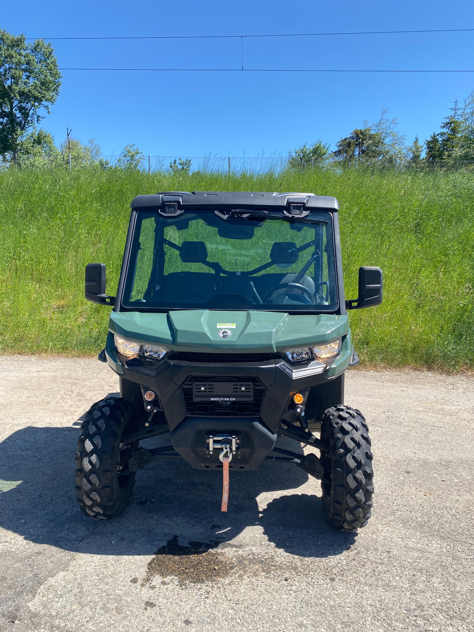 CAN-AM Traxter HD9-image-1