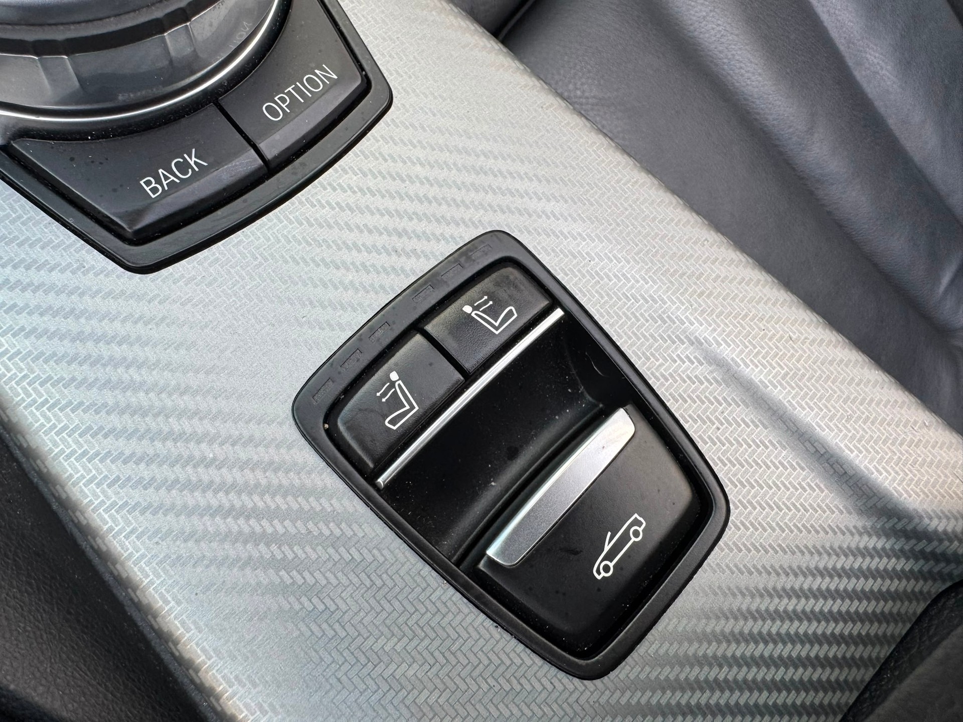 BMW 430i Cabriolet xDrive M Sport Steptronic-image-18