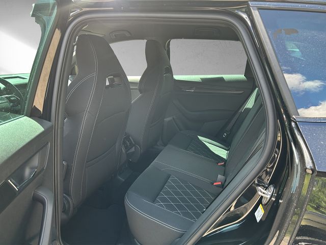 SKODA Karoq 2.0 TDI CR Sport Line 4x4 DSG-image-7