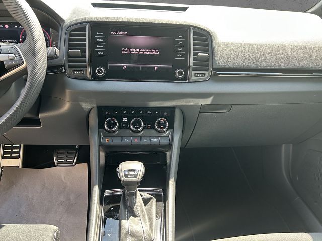 SKODA Karoq 2.0 TDI CR Sport Line 4x4 DSG-image-8