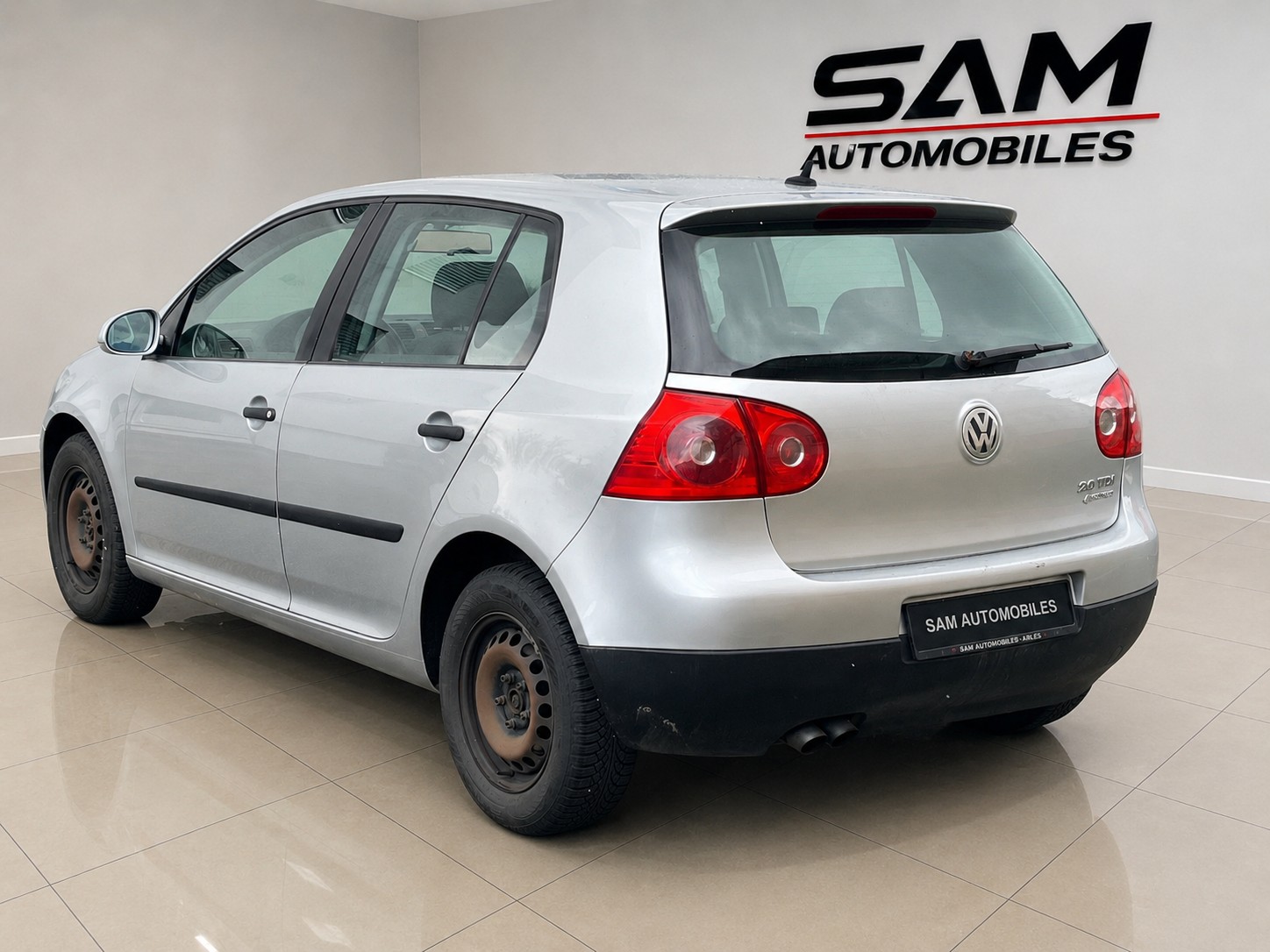 VW Golf 2.0 TDI Comfortline 4Motion-image-5