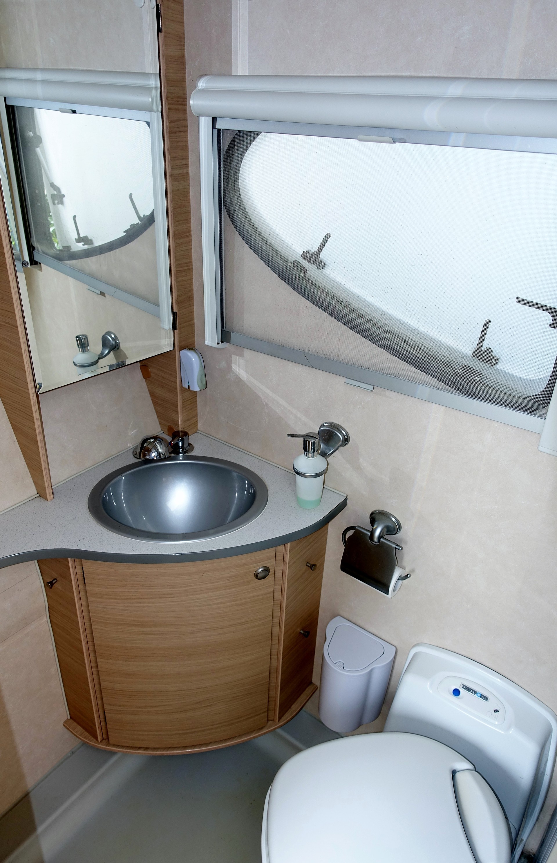 ADRIA 361 LH-image-5