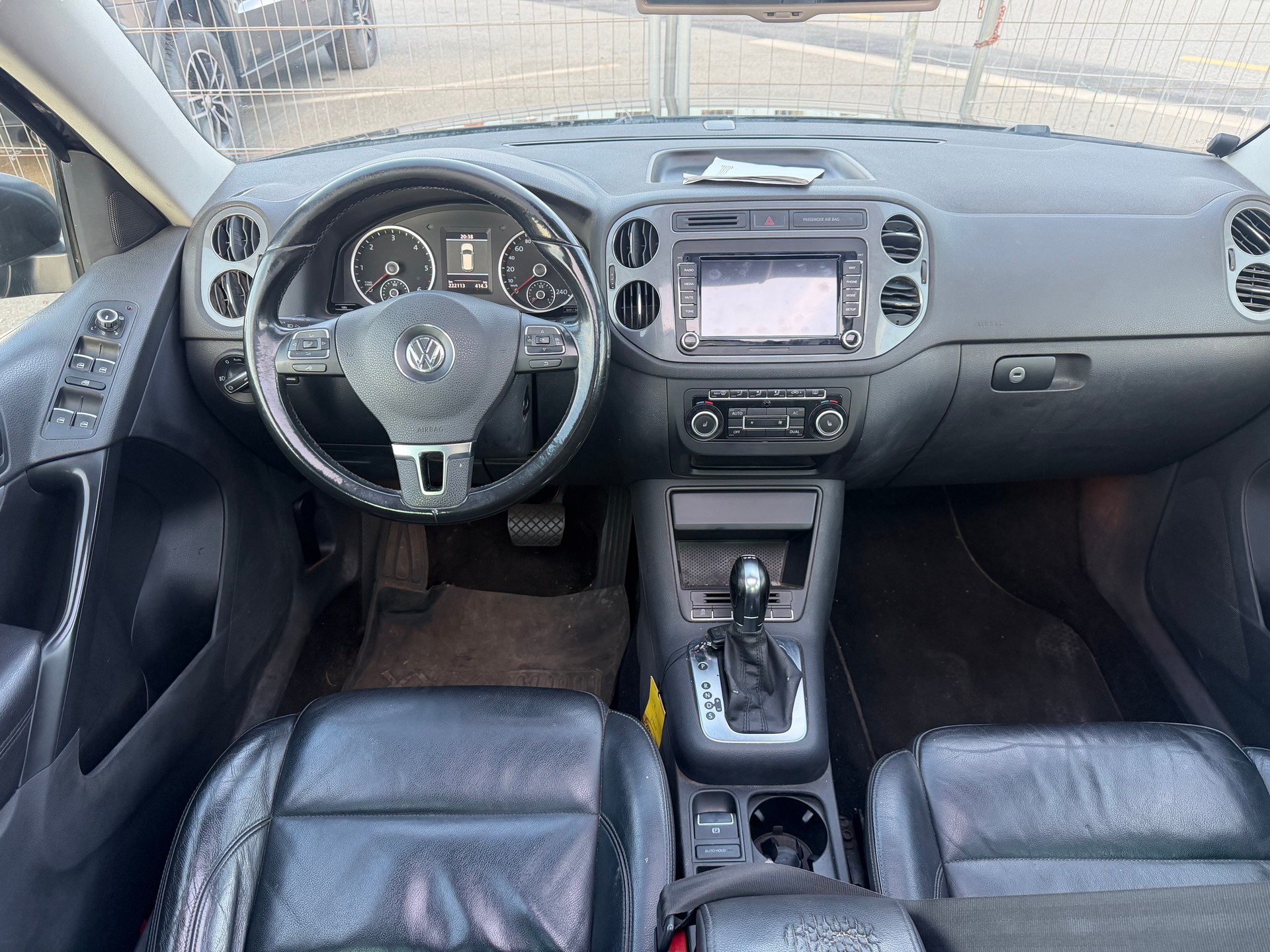 VW VW Tiguan 2.0 TDI DSG BlueMotion Expertise-image-8
