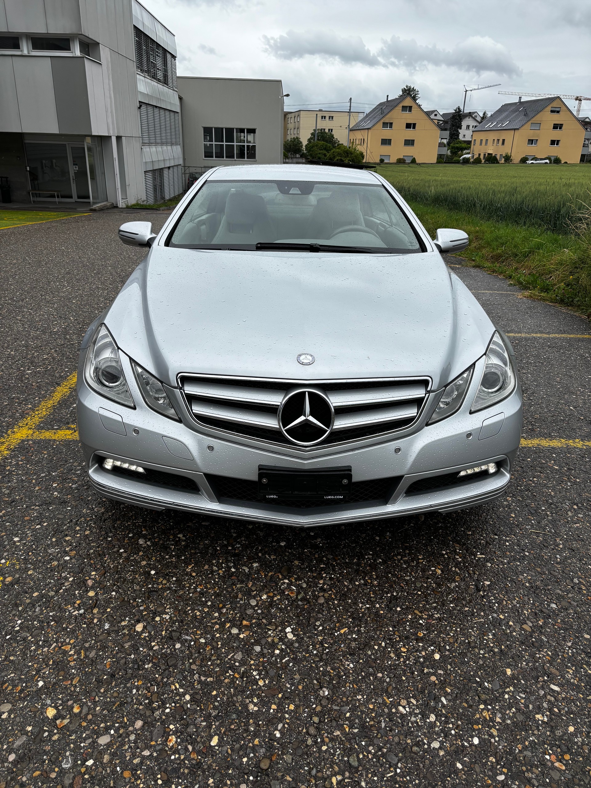 MERCEDES-BENZ E 350 CGI BlueEfficiency 7G-Tronic-image-7