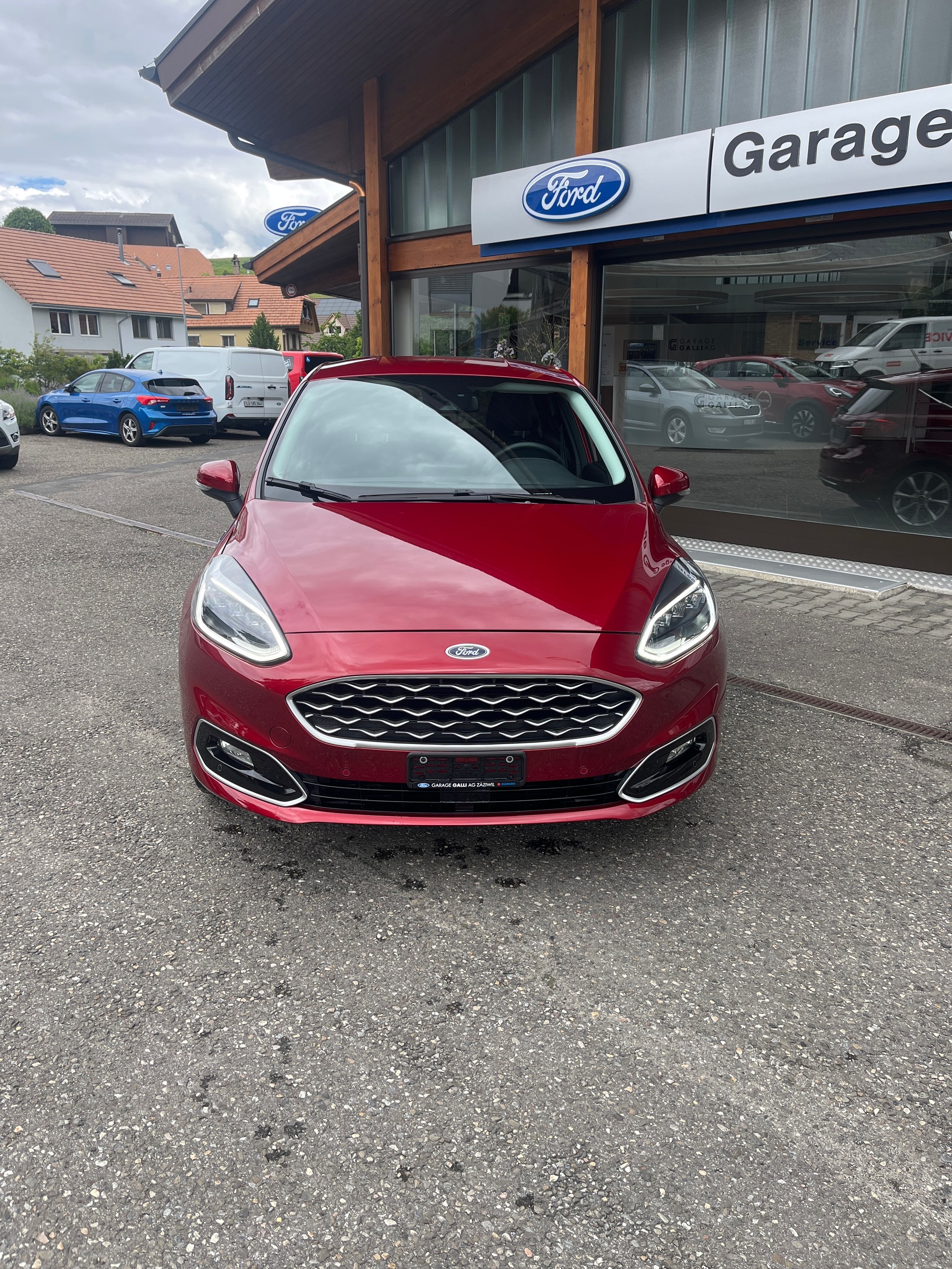 FORD Fiesta 1.0 SCTi Vignale Automat-image-1