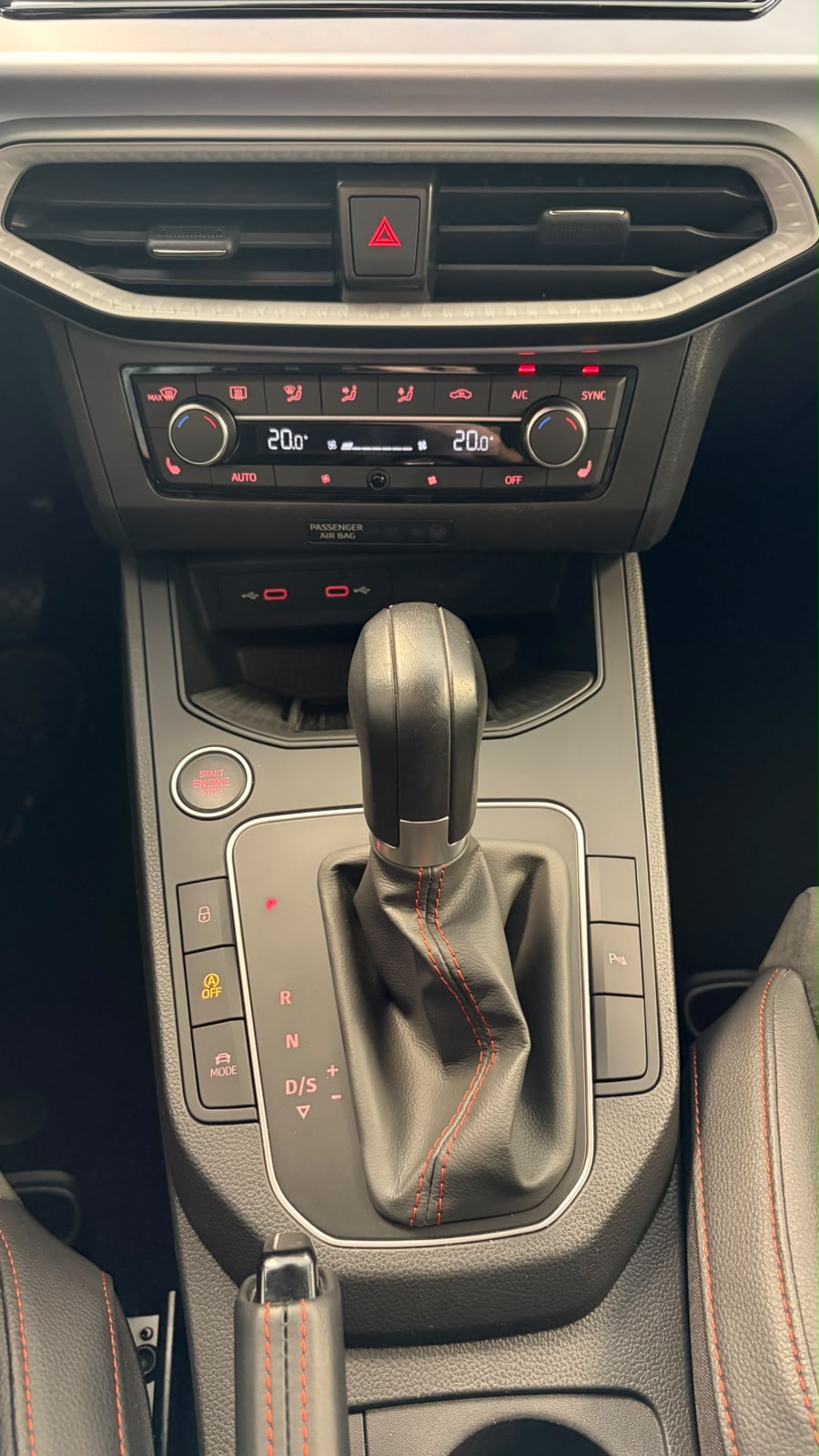 SEAT Ibiza 1.5 TSI FR DSG-image-13