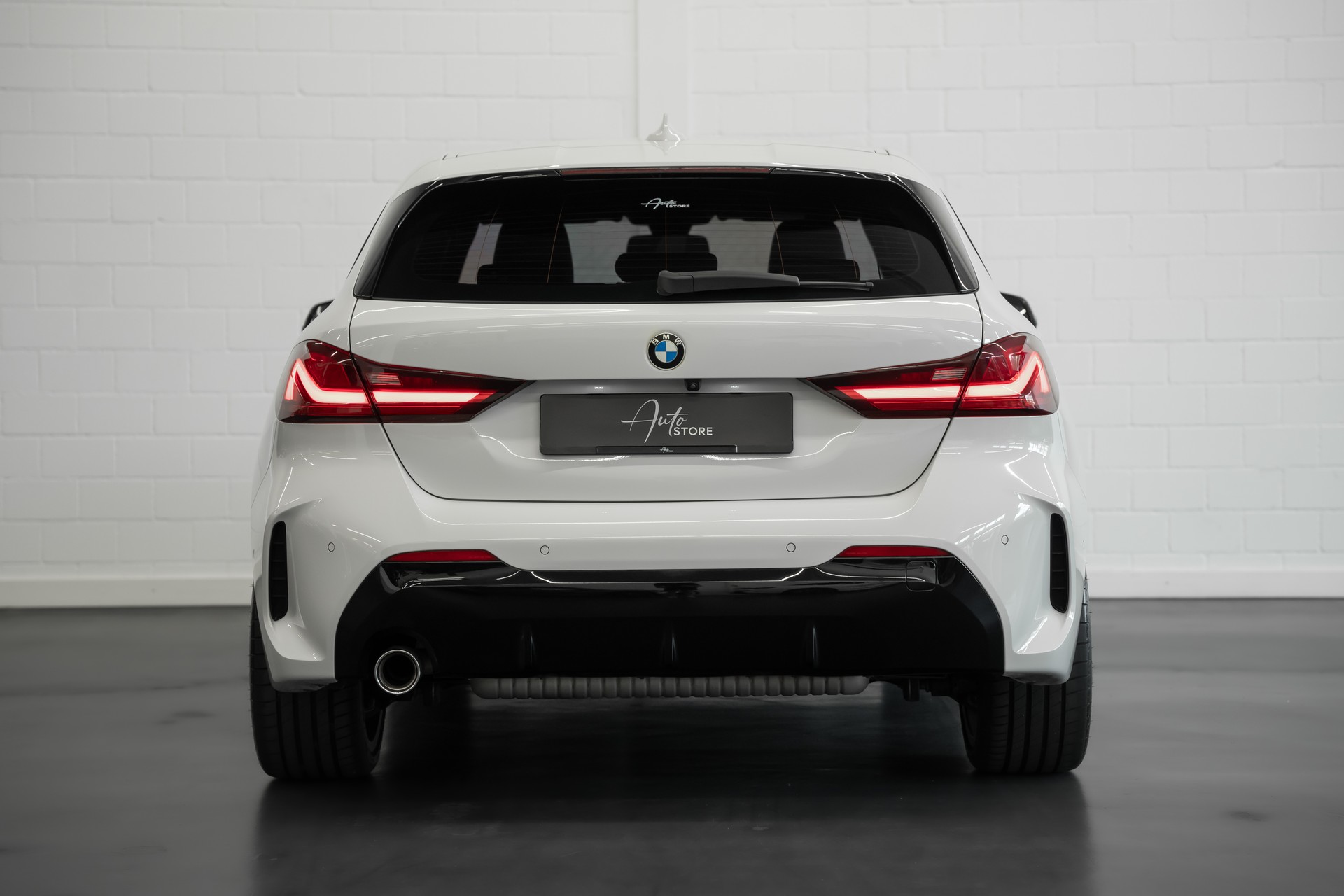 BMW 118i Steptronic M Sport-image-7