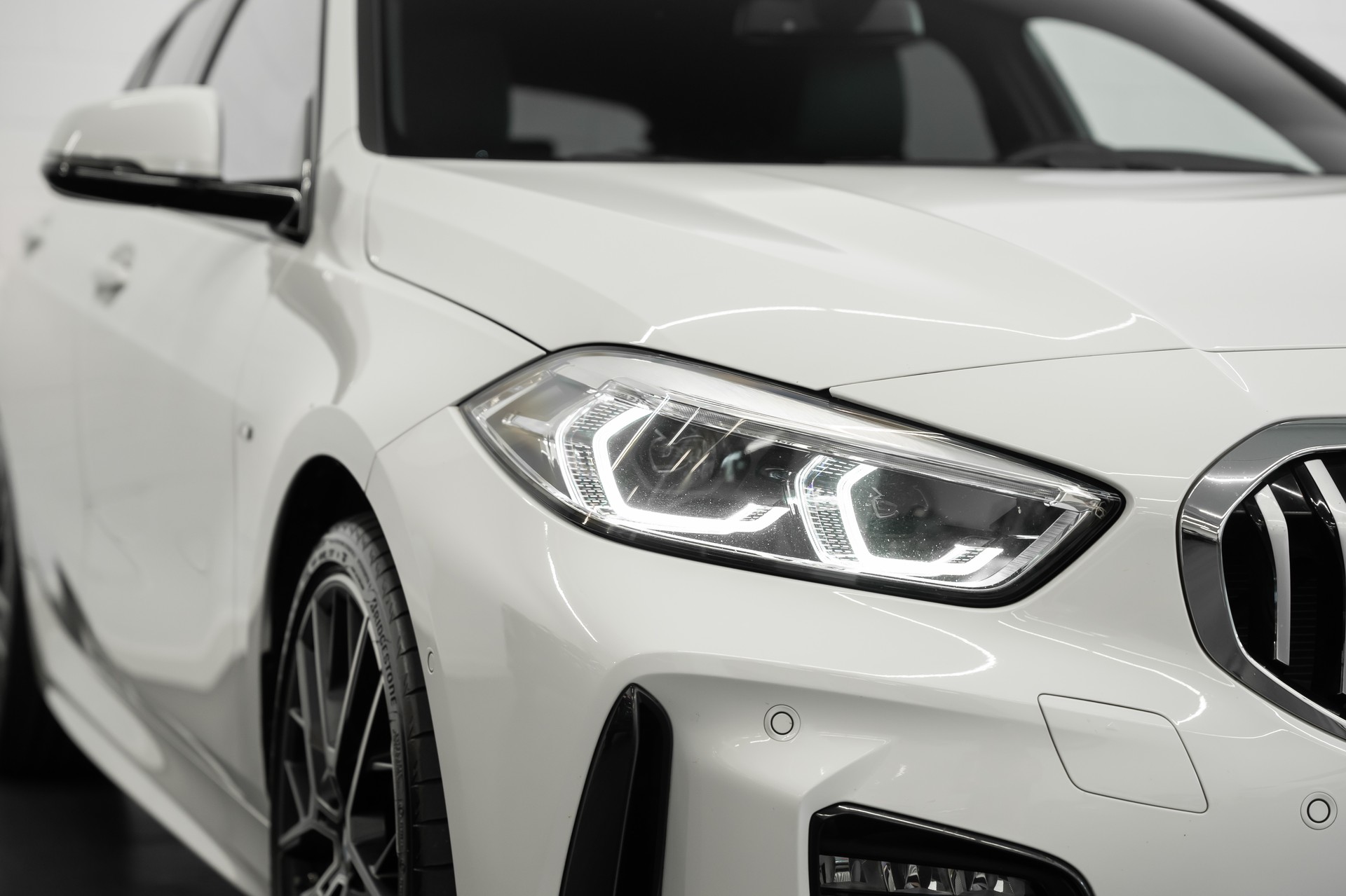 BMW 118i Steptronic M Sport-image-5