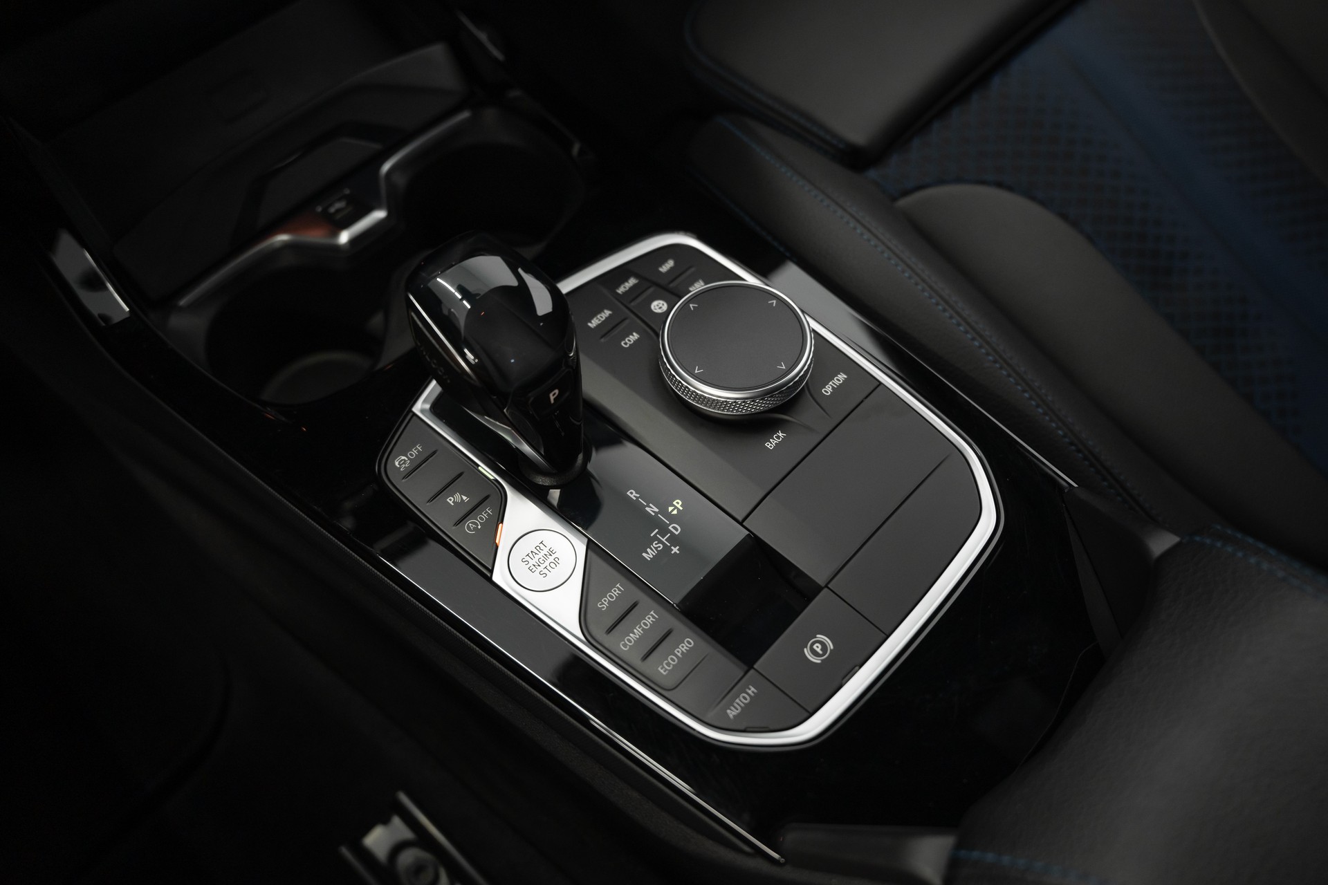 BMW 118i Steptronic M Sport-image-18