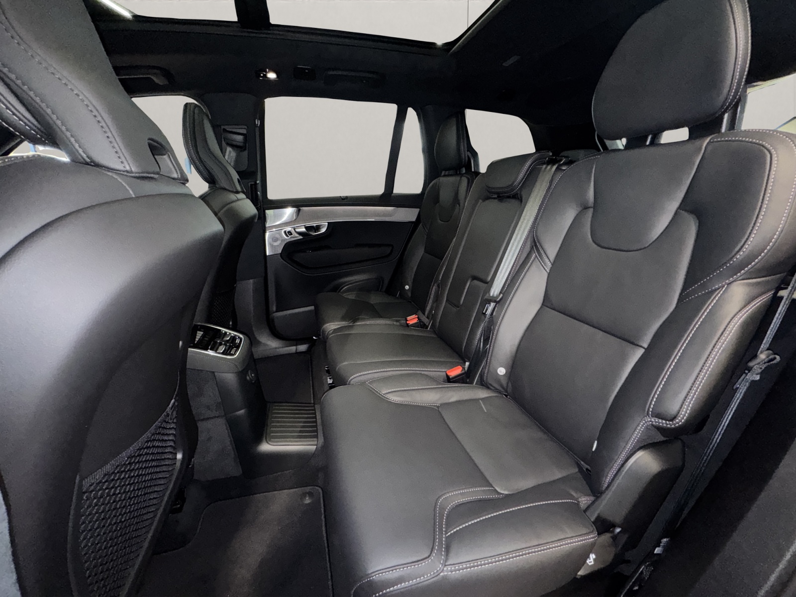 VOLVO XC90 2.0 T8 TE Ultra Bright eAWD-image-13