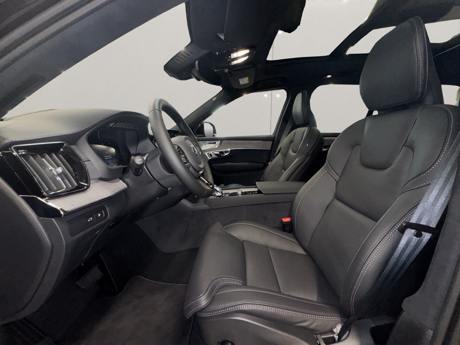 VOLVO XC90 2.0 T8 TE Ultra Bright eAWD-image-8